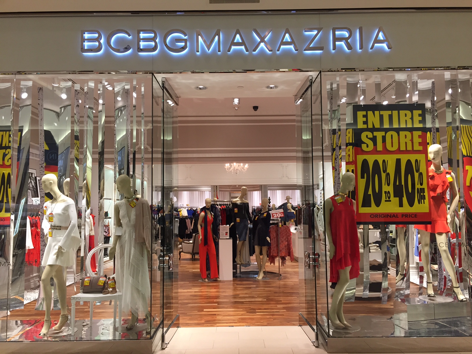 BCBG is closing 120 stores including at Mall of America