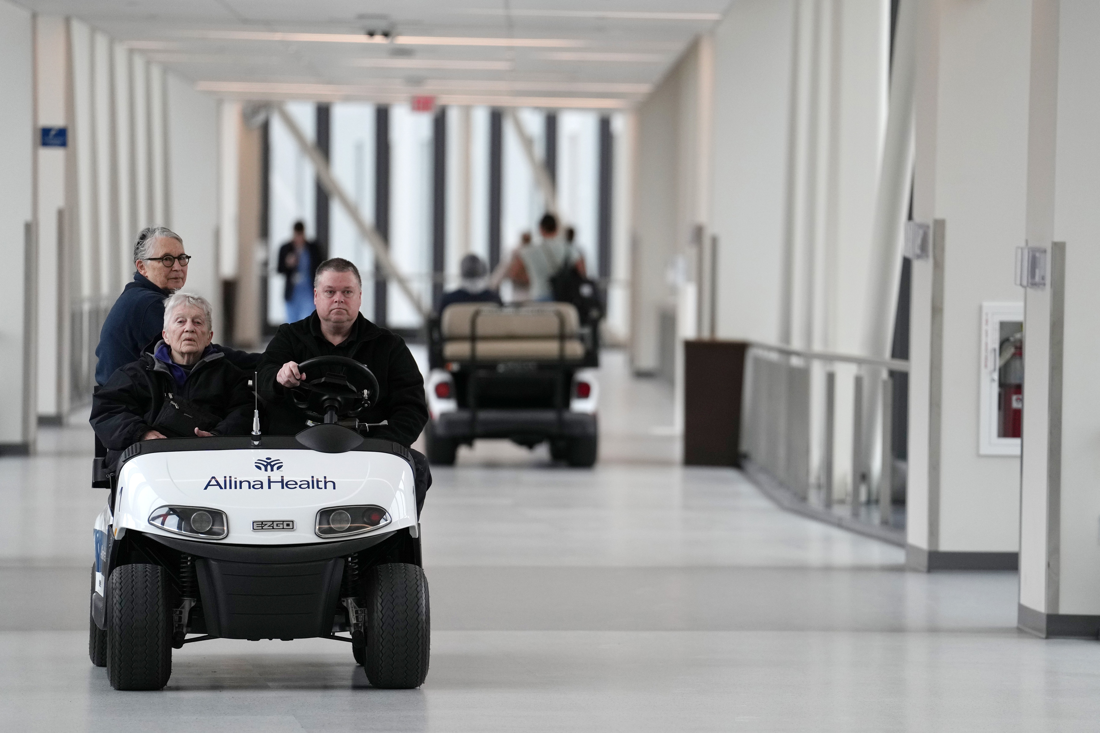 What is the longest skyway in Minnesota?