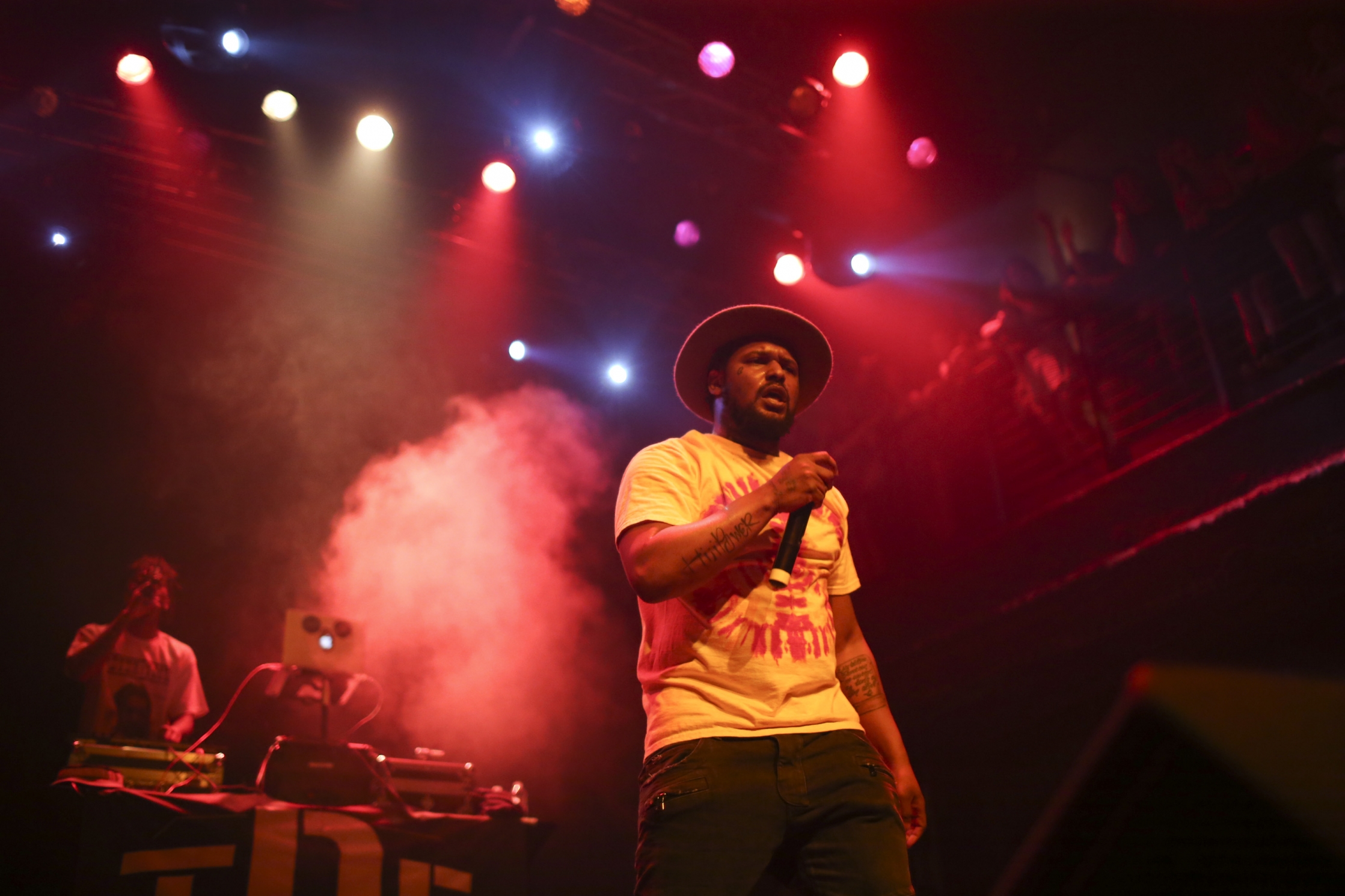 Review: Schoolboy Q makes the grade