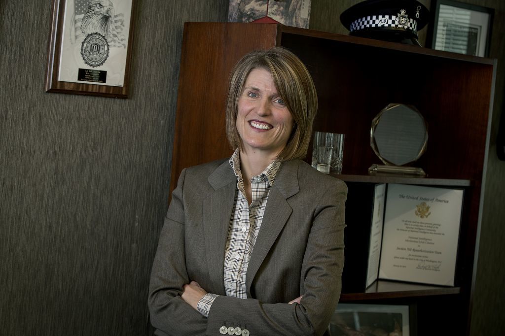 Veteran counterterrorism agent digging in as new leader of FBI in ...