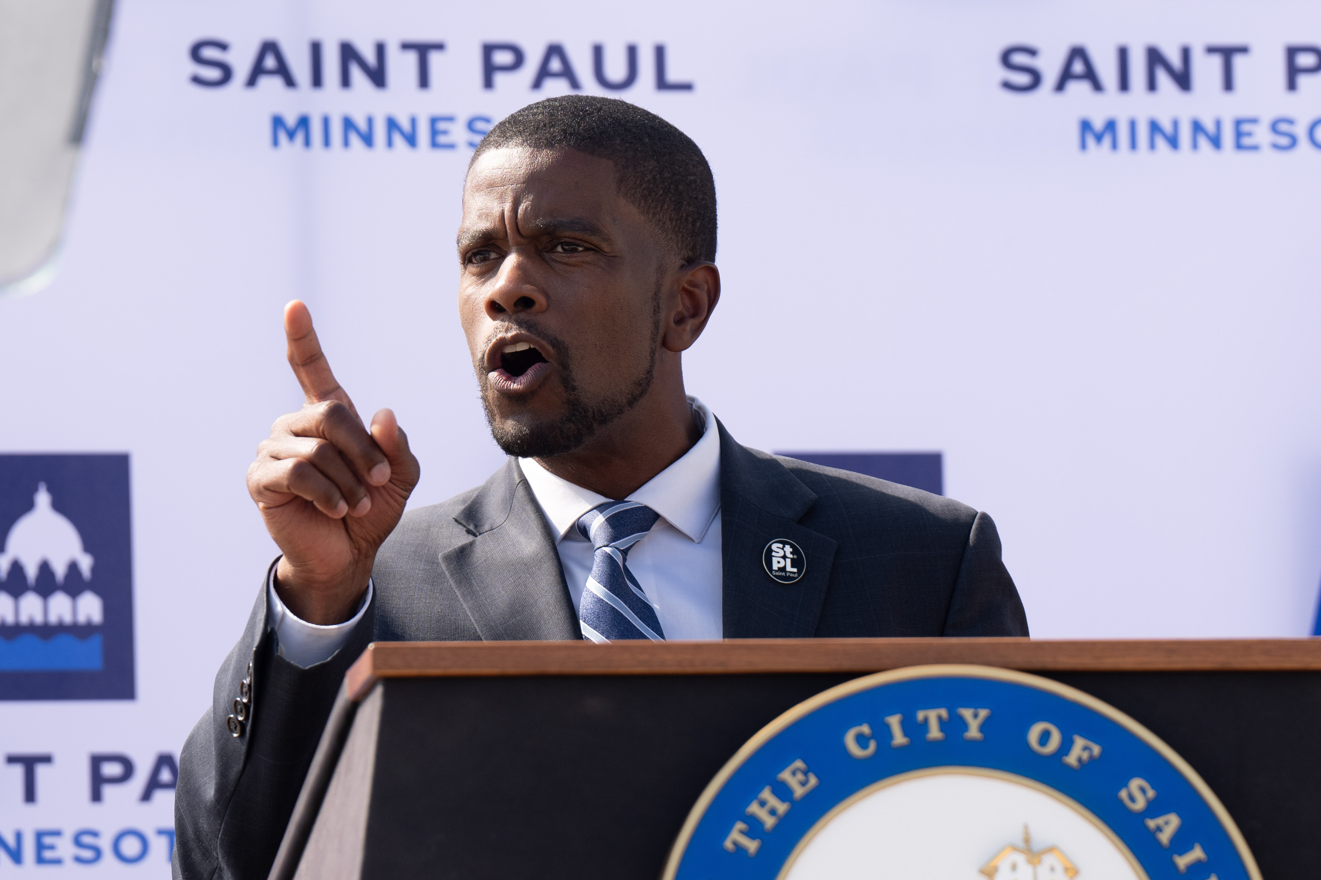 St. Paul Mayor Melvin Carter offers budget with smaller property tax