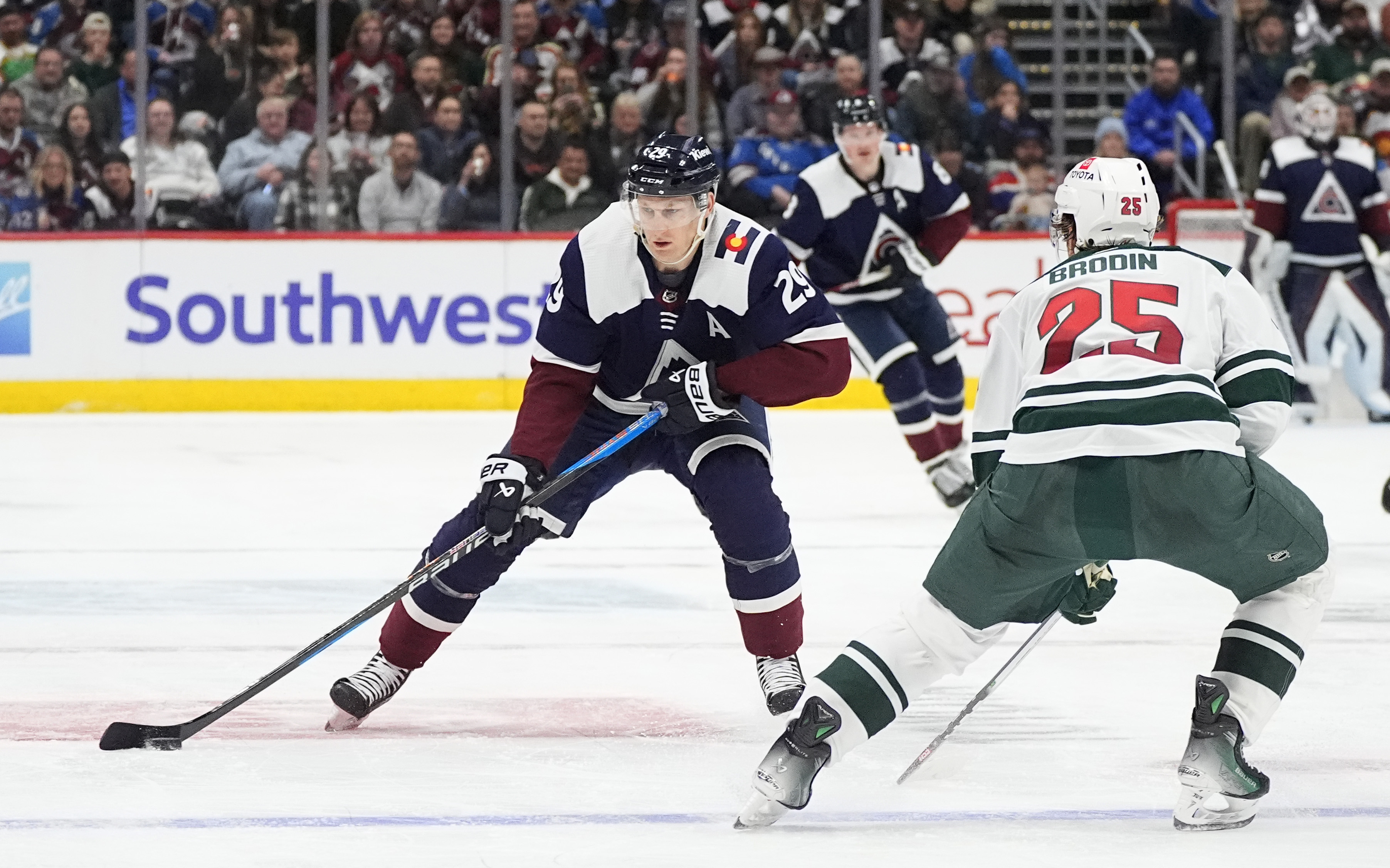 Wild-Avalanche game preview: Broadcast info, injury report and statistics
