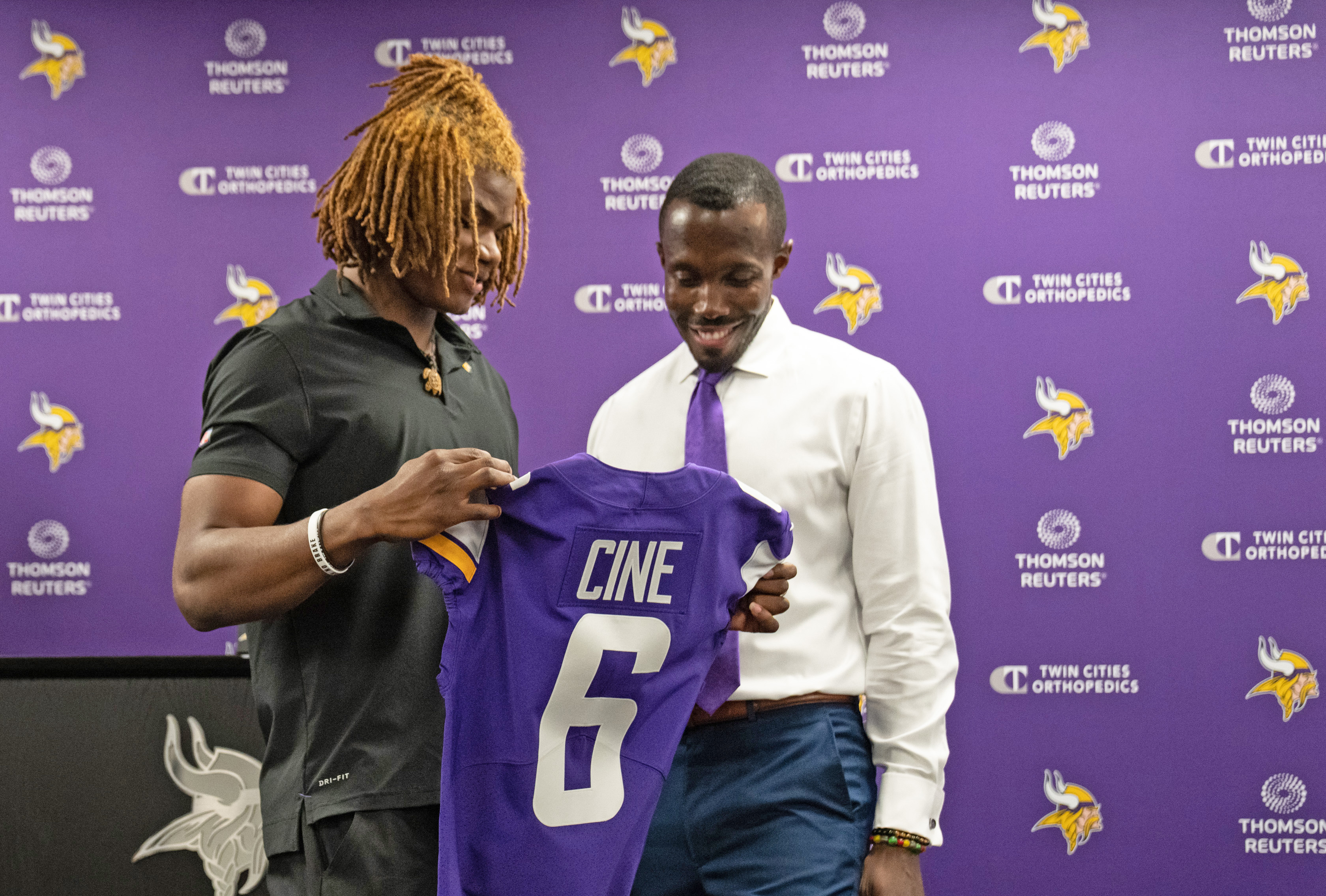 The Vikings’ roster cuts once again shed light on their 2022 NFL Draft