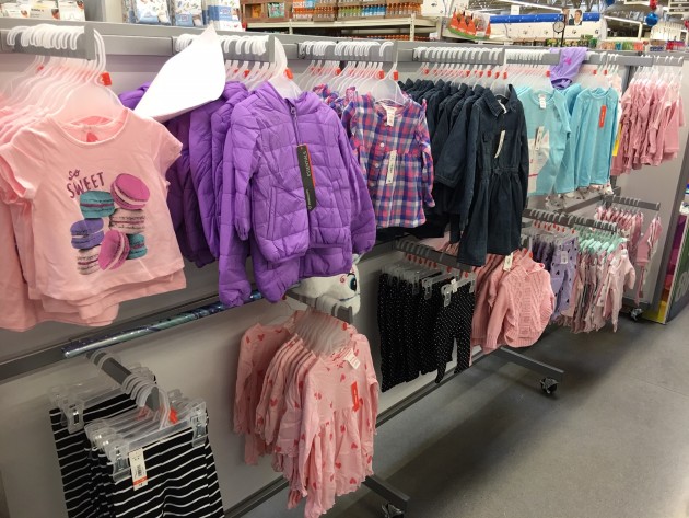 Hy-Vee selling clothes again in Twin Cities, dropping one big brand for ...