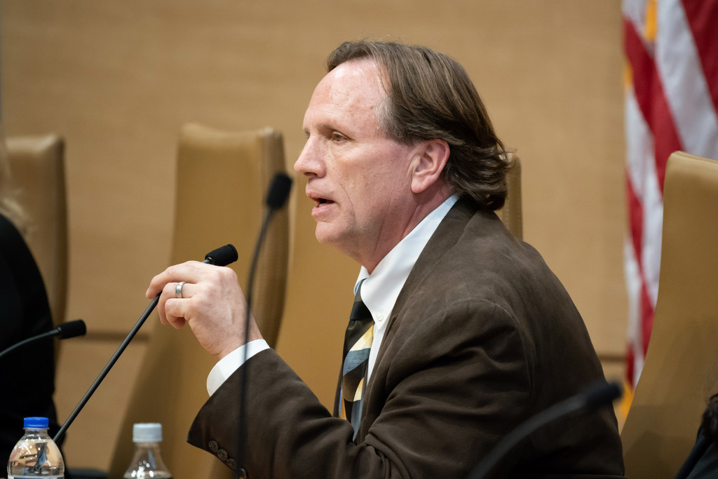 DHS official claims she was punished for reporting wrongdoing with ...