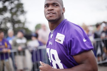 What should we make of reports disconnecting Adrian Peterson from Vikings?