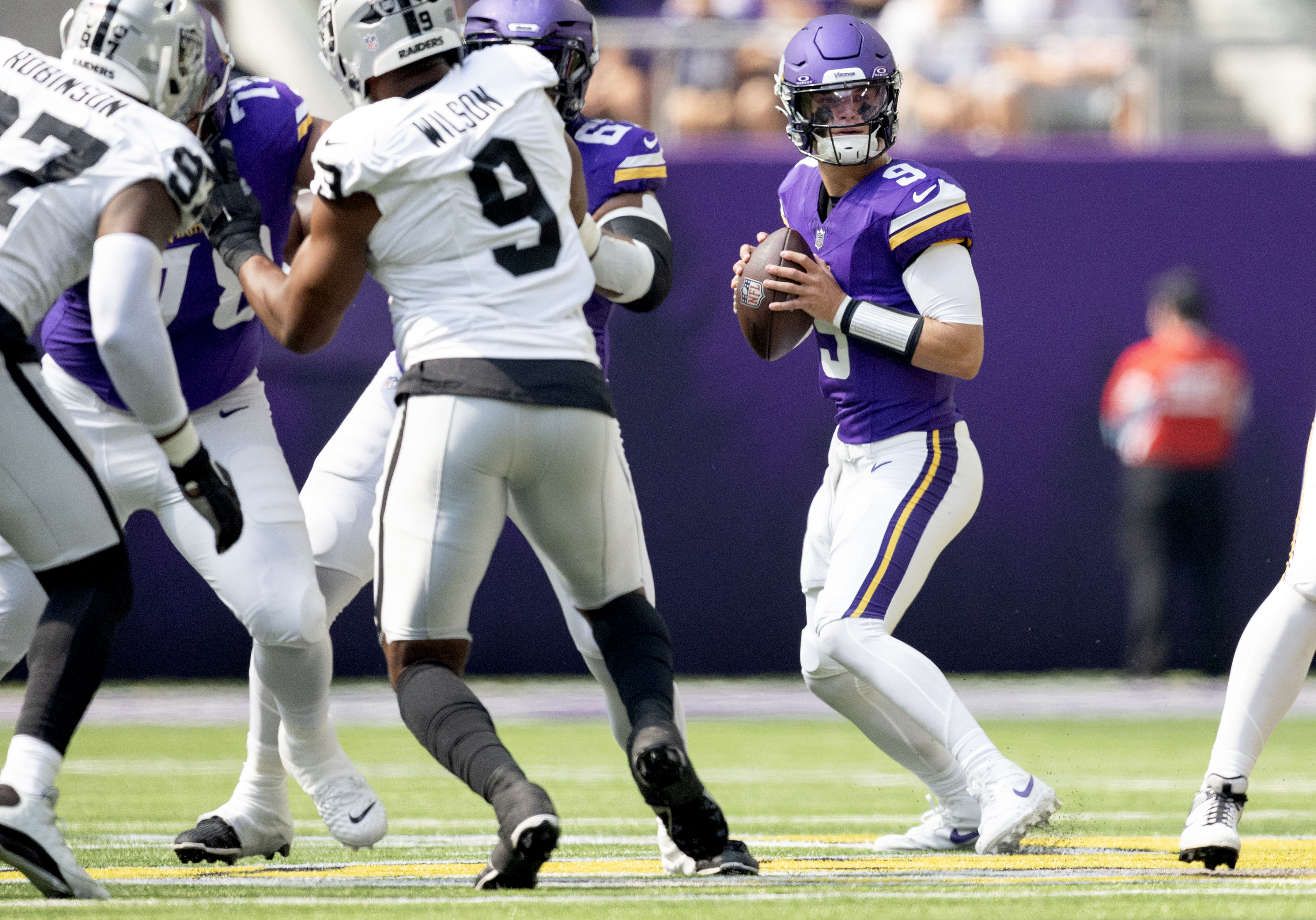 Vikings rookie quarterback JJ McCarthy will miss 2024 season after knee surgery