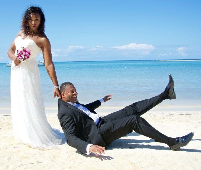 C.J. Only tears of joy this time at WCCOTV anchor Angela Davis(00)