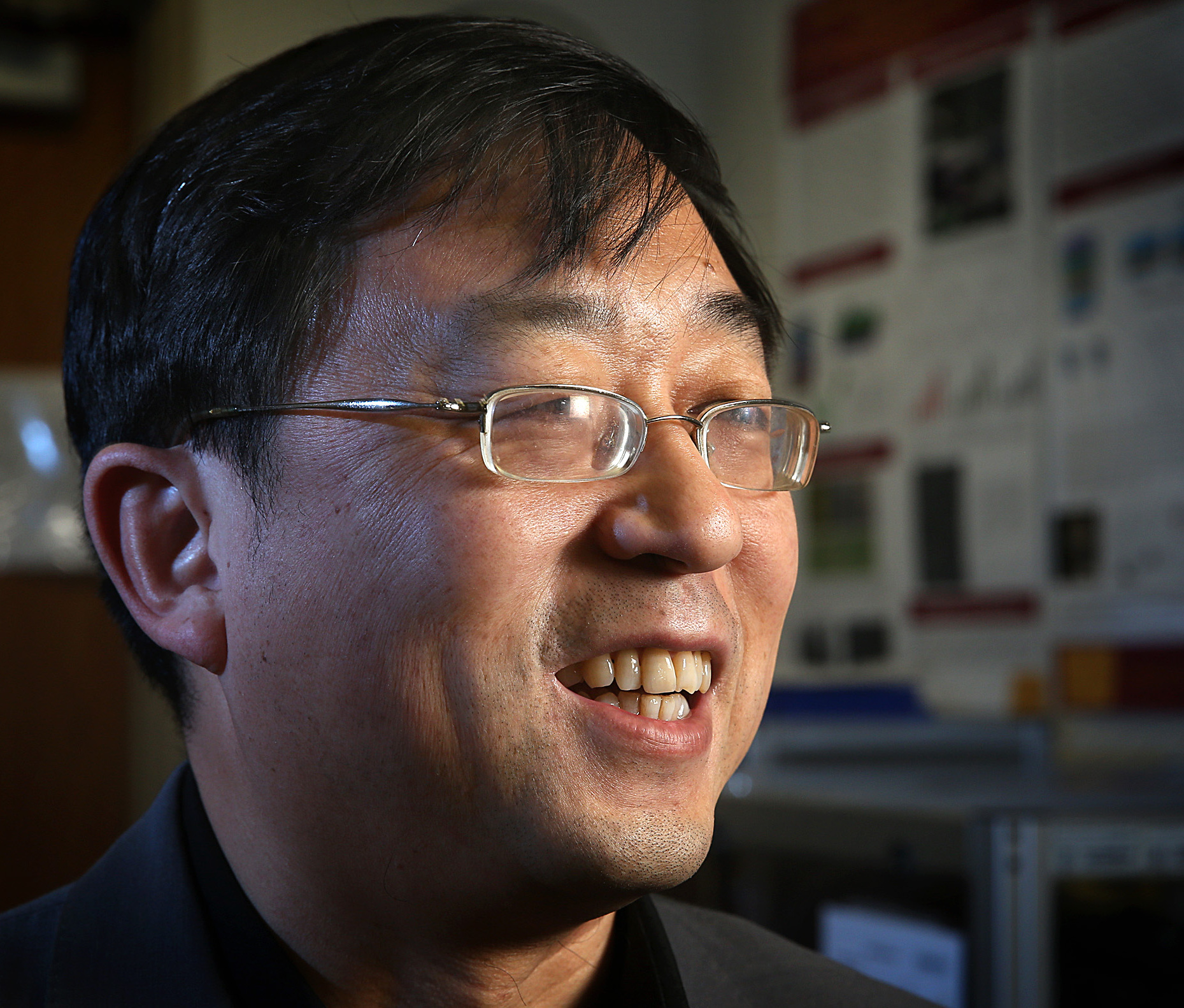 In tiny electrons, University of Minnesota professor sees infinite ...