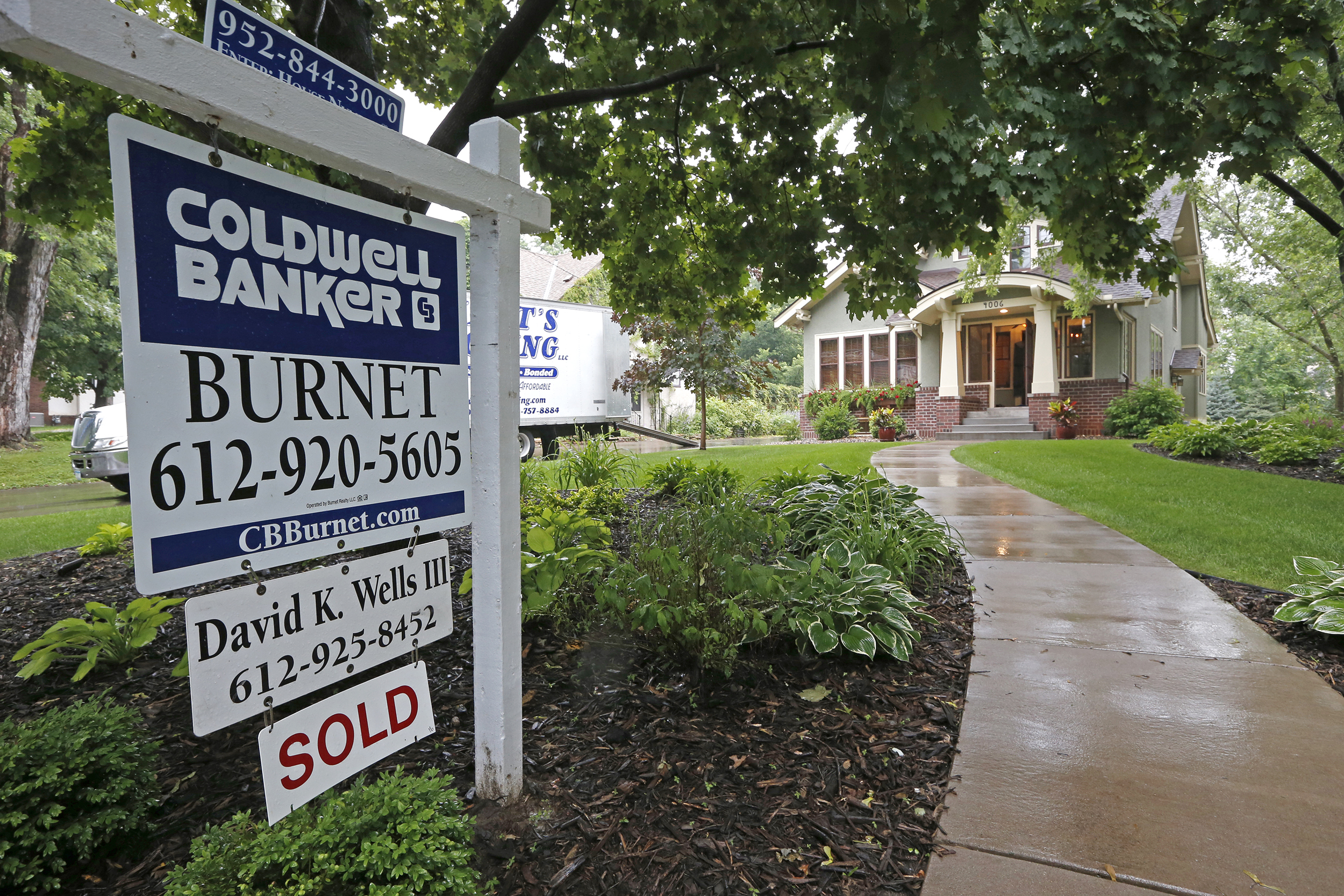 How real estate agents are paid is changing on Saturday. What it means for buyers and sellers