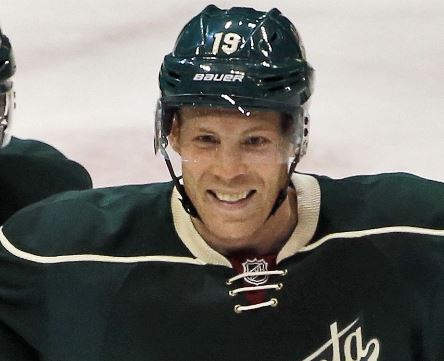 Former Minnesota Wild player injured in 2-vehicle crash in Edina, still ...
