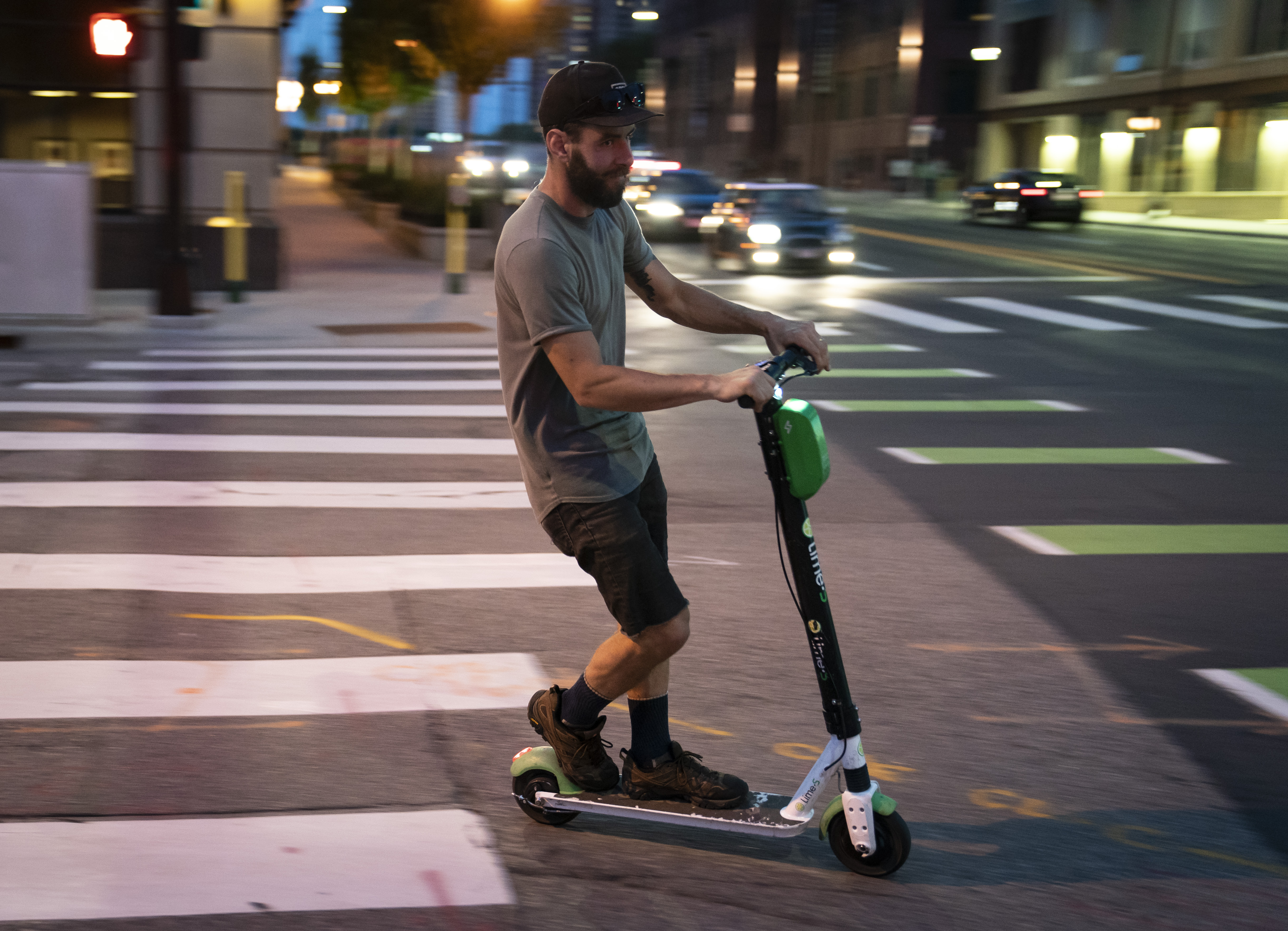 Minneapolis Lime scooter takeover by hundreds of Gen Z-ers, mobilized via AI TikTok flyer, draws no arrests; opinion says it signals society healing