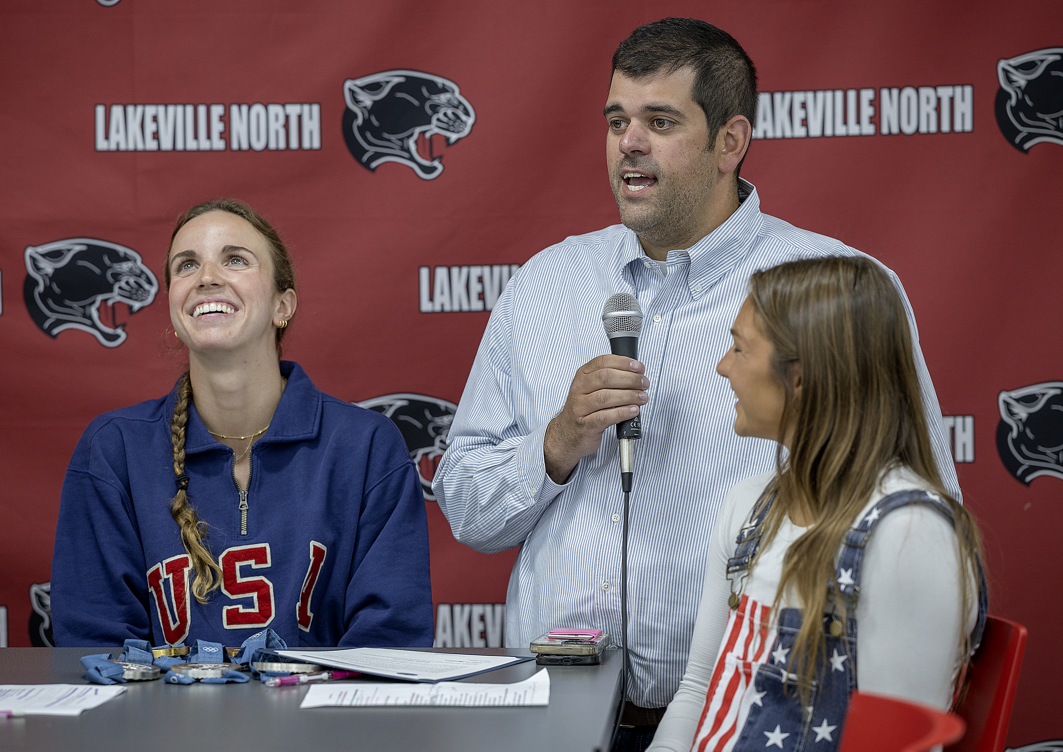 Olympiasieger Regan Smith bringt das Edelmetall nach Minnesota