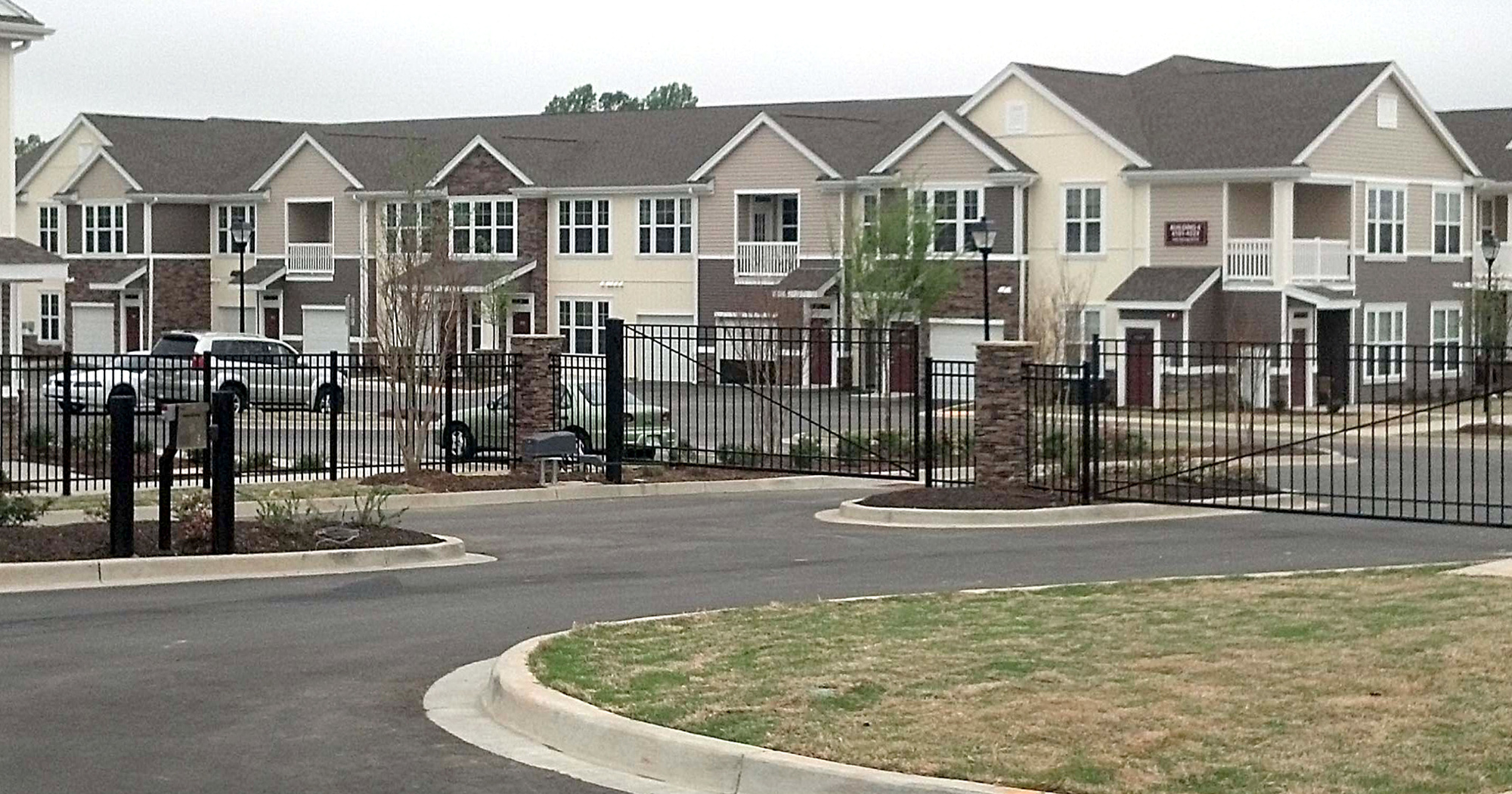 Savage may get metro area's first upscale, gated apartment complex