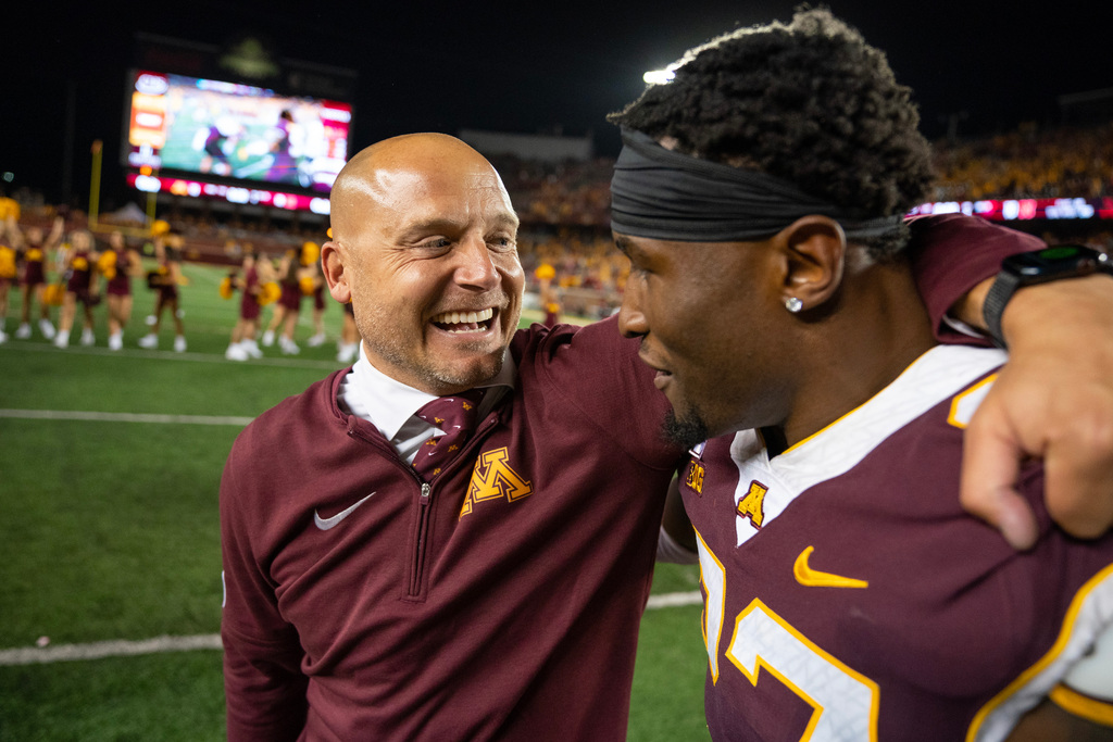 P.J. Fleck posts message reaffirming his commitment to Gophers