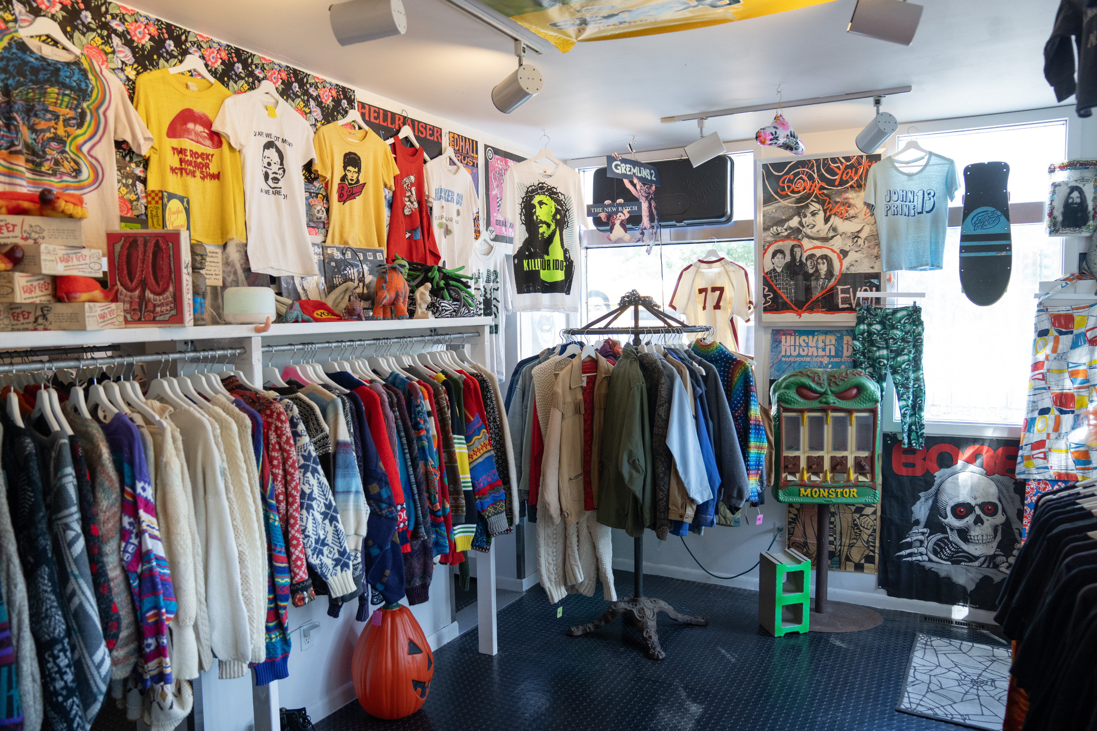 vintage dresses minneapolis clothing shops are among the best Style:Full Glass Doors ashley-furniture Vintage Lace Patchwork Denim