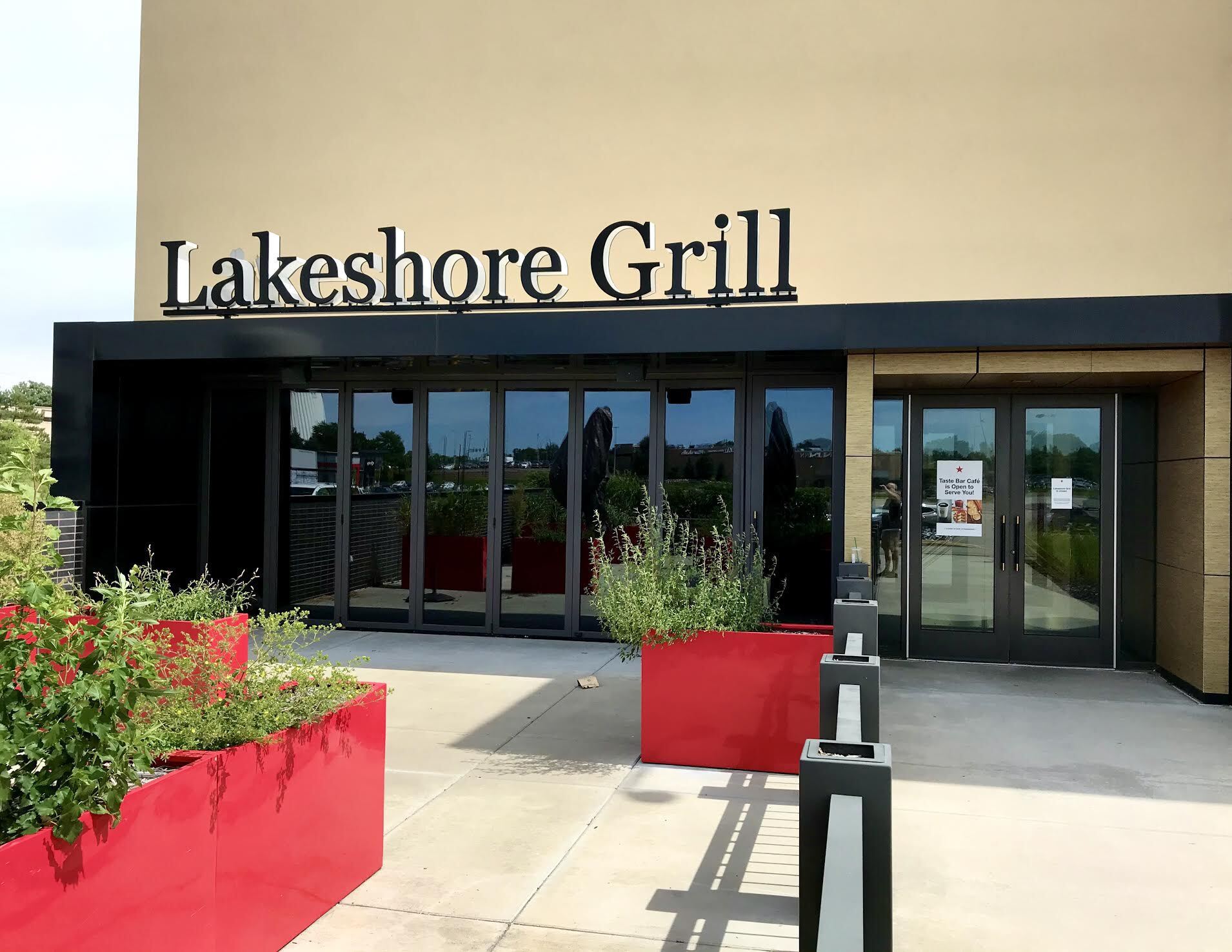 Macy's closes its Lakeshore Grill restaurants at Ridgedale and Southdale