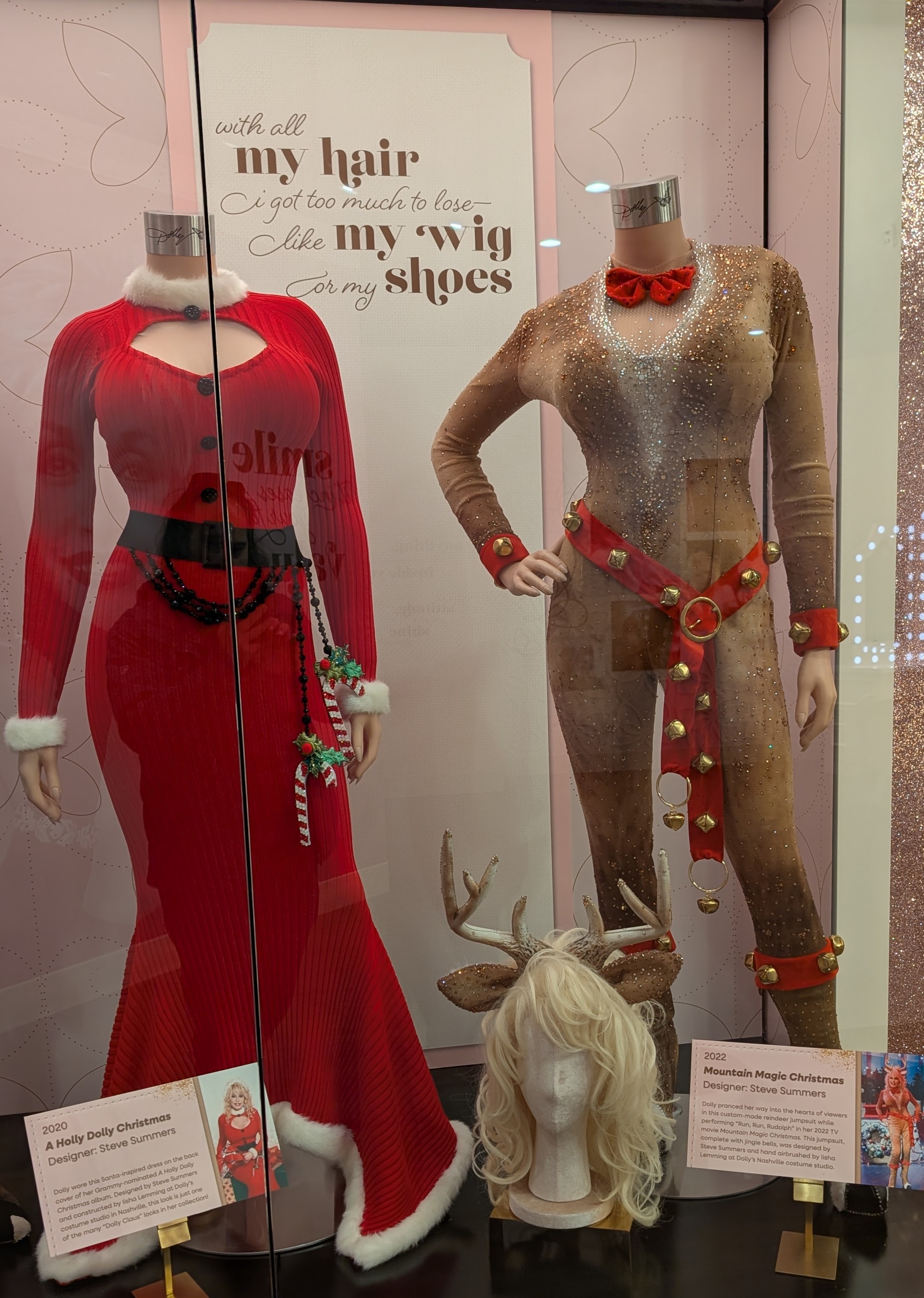 Dolly Parton inspires a Christmas celebration in the Smoky Mountains
