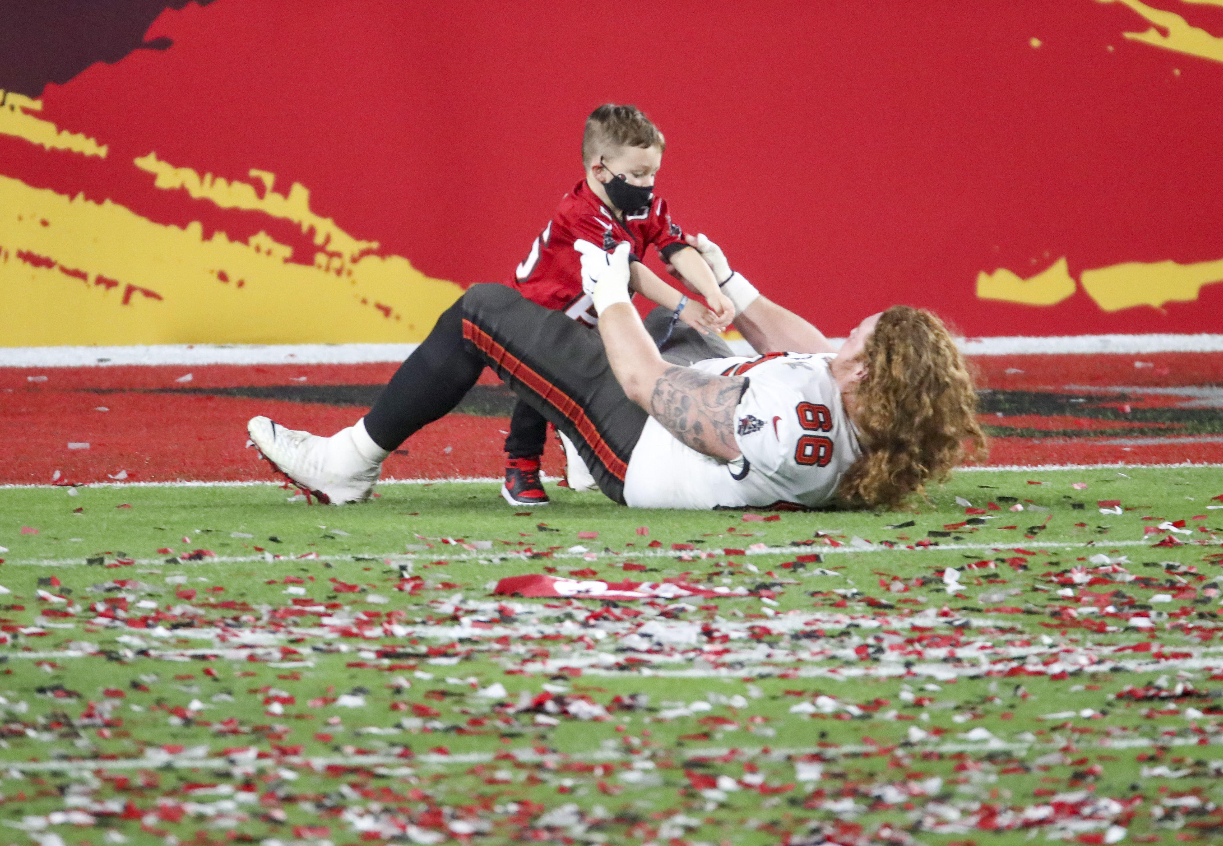 Relive Bucs' historic Super Bowl win through pictures