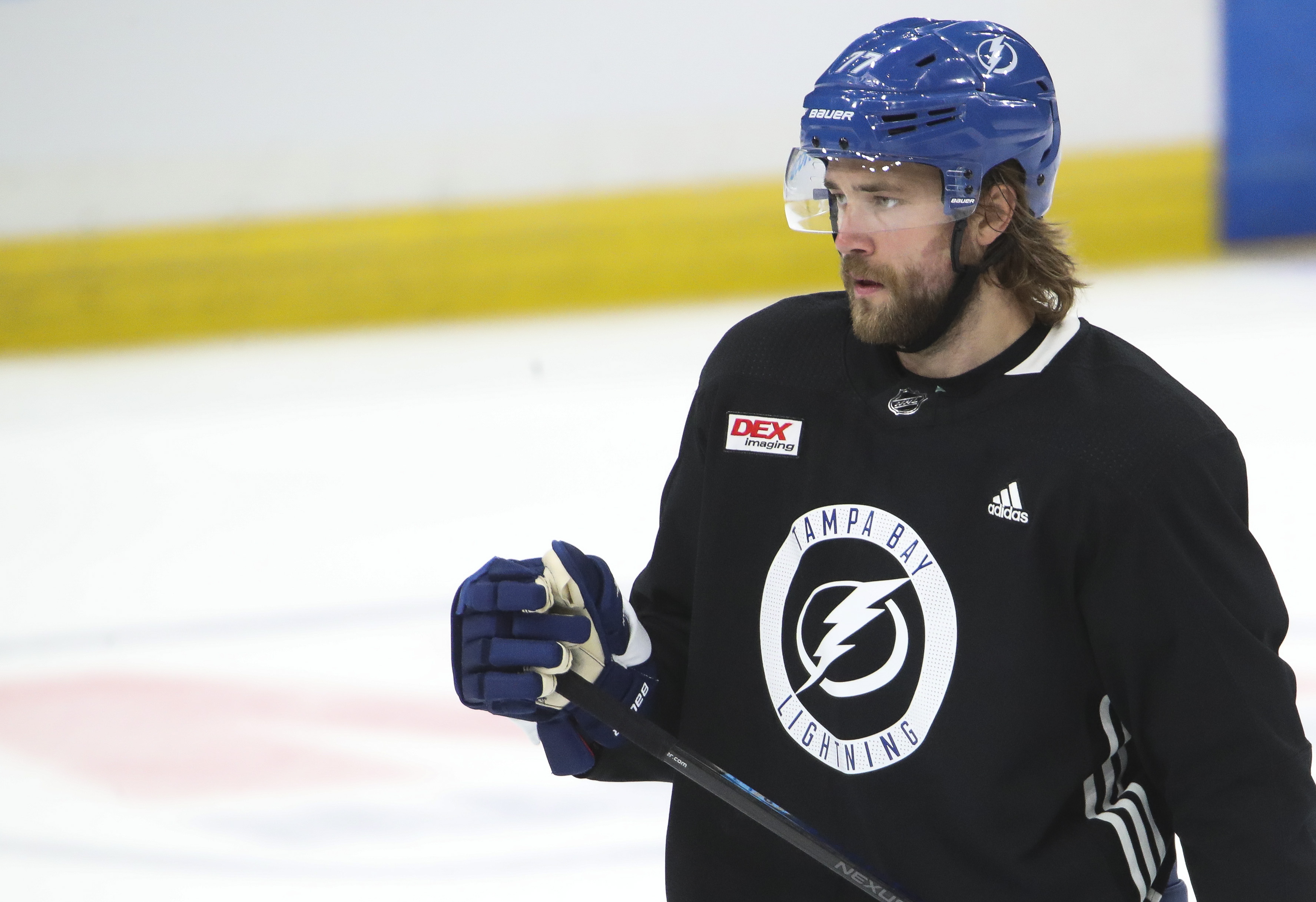 Victor Hedman 'all over the ice' in Lightning's Game 3 win over Capitals