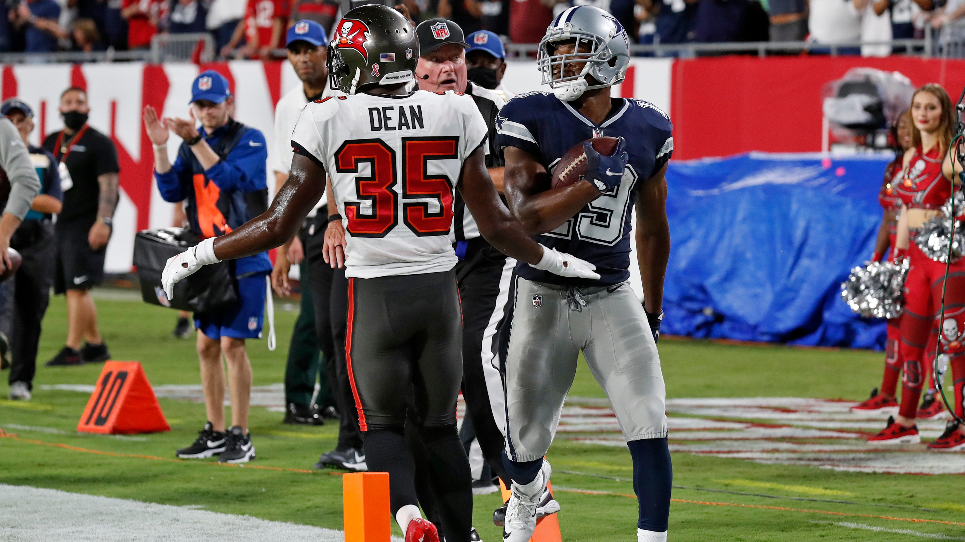 Buccaneers lose weapon Jamel Dean to injury in MNF vs Eagles