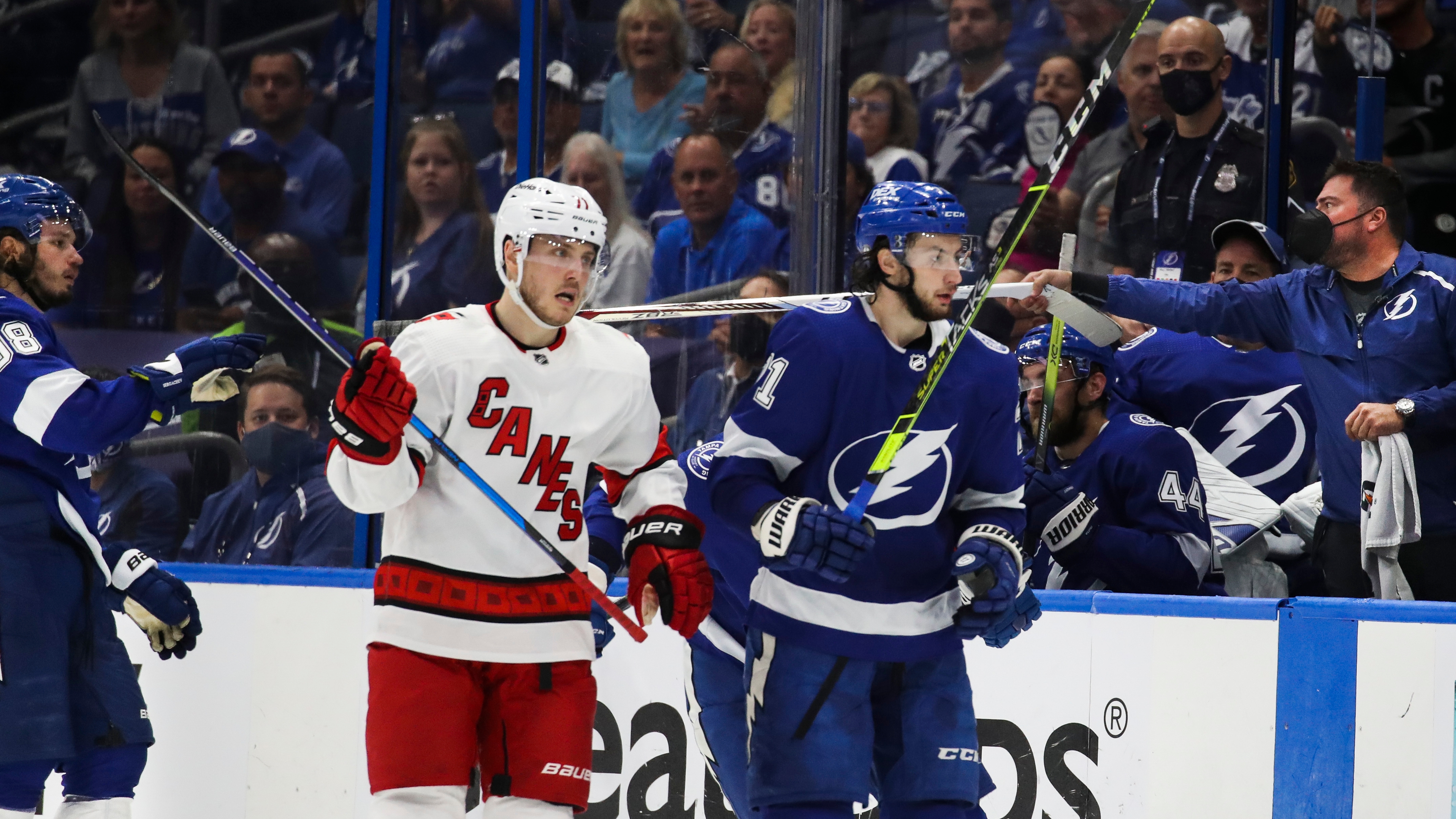 Tampa Bay Lightning sinking fast without Steven Stamkos - Movie TV Tech  Geeks News