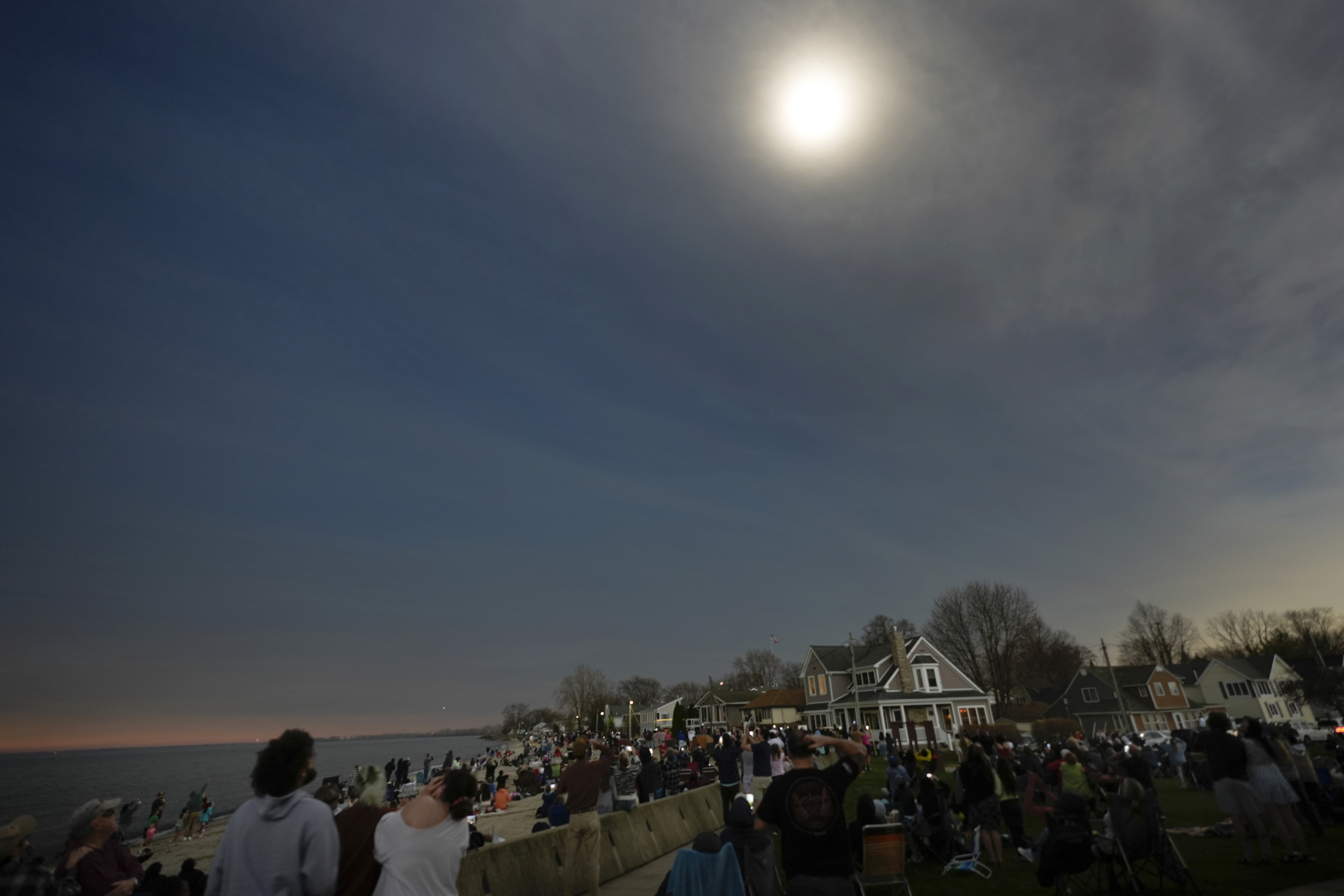 Watch the solar eclipse turn day to night on Monday