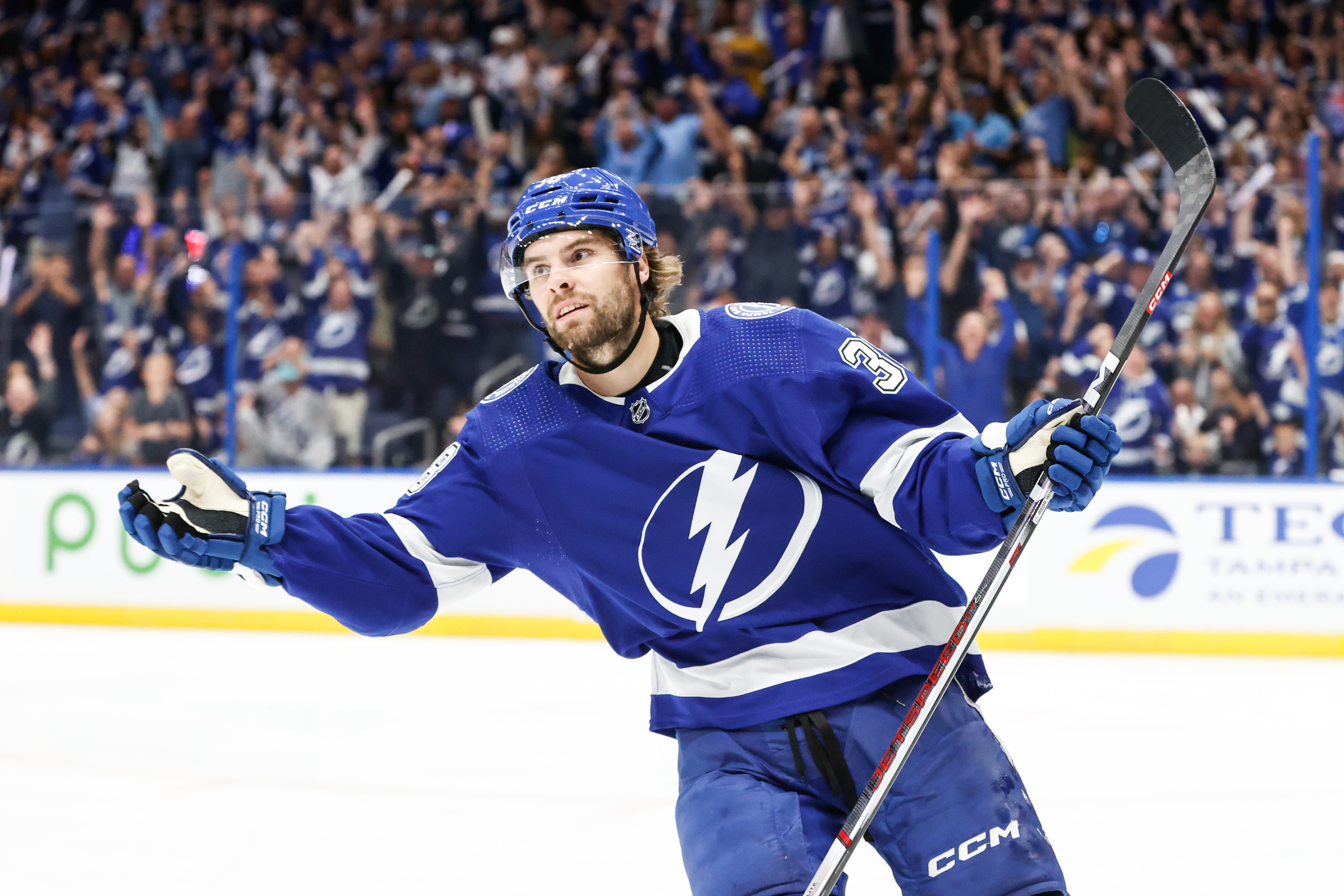 Tampa Bay Lightning host 30th anniversary kick-off events