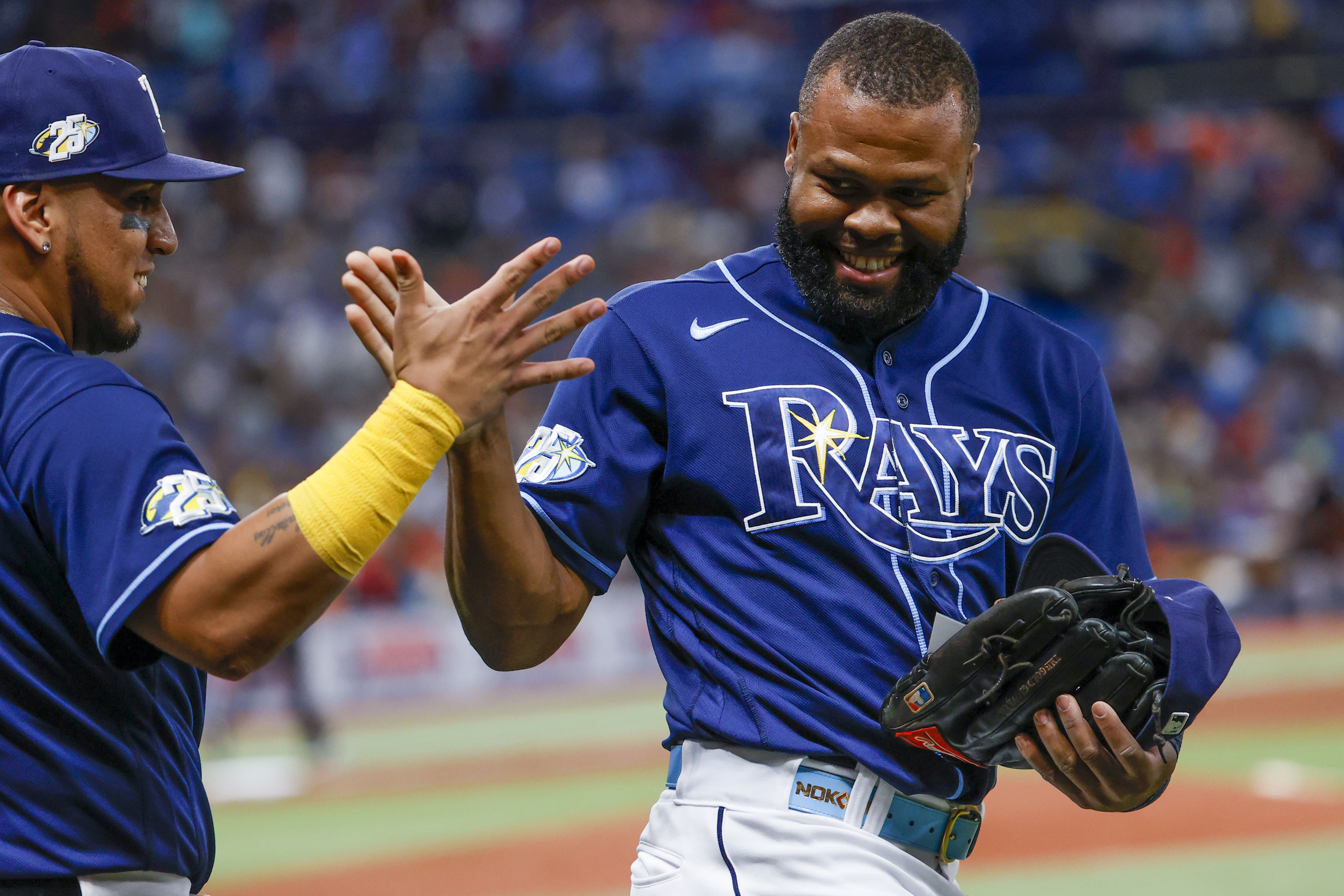 Tampa Bay places slugging center fielder Jose Siri on injured list with  right-hand fracture