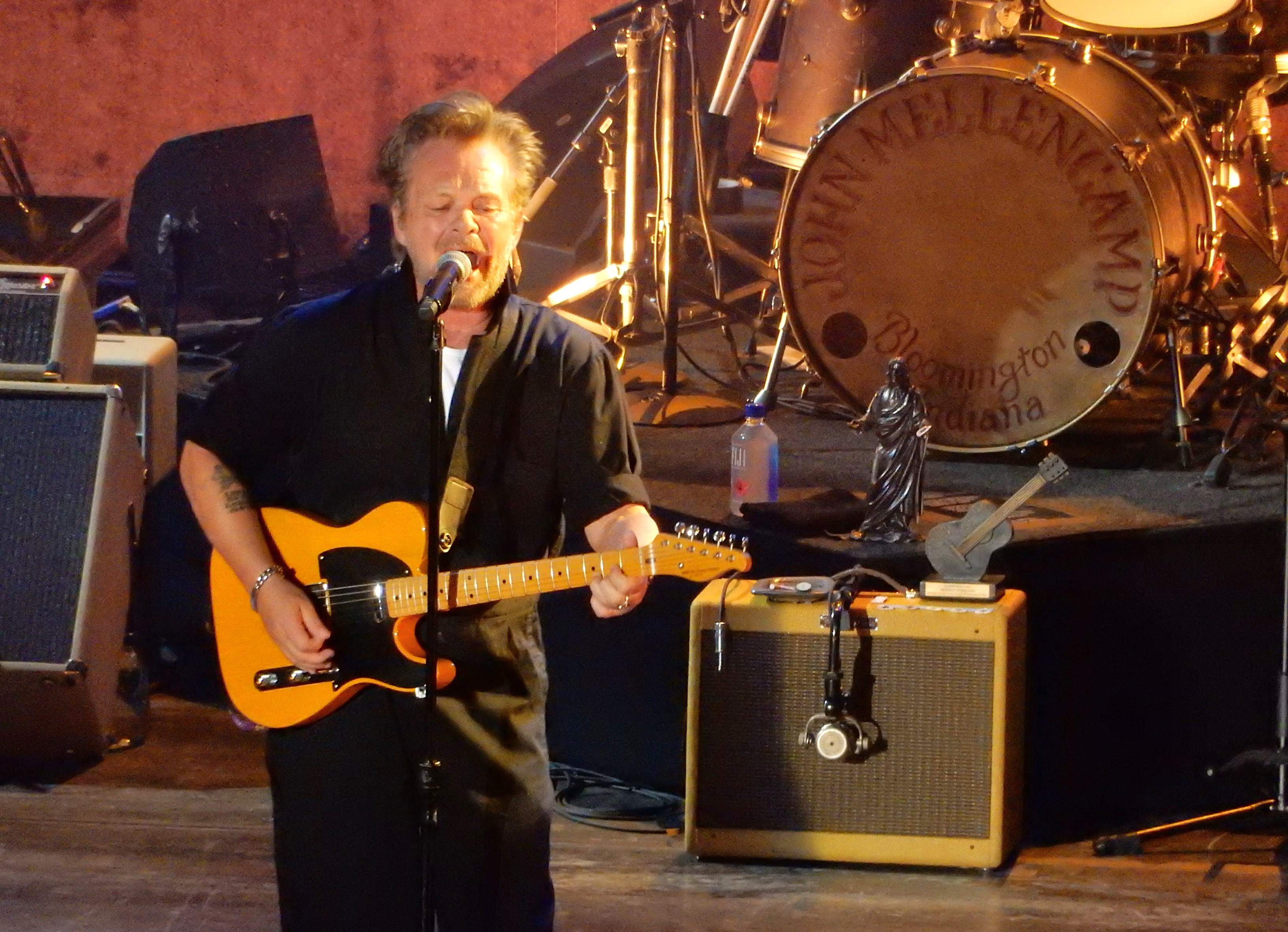 Review John Mellencamp Cranks The Volume Gets Righteous At Ruth Eckerd Hall In Clearwater