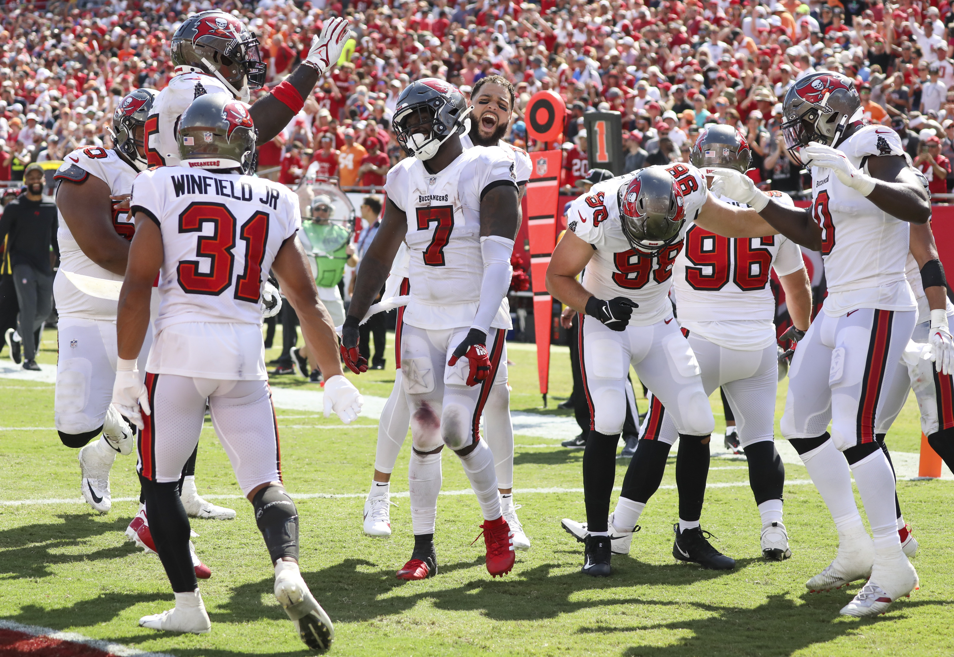 Justin Fields rushes for a 1-yard touchdown vs. Tampa Bay