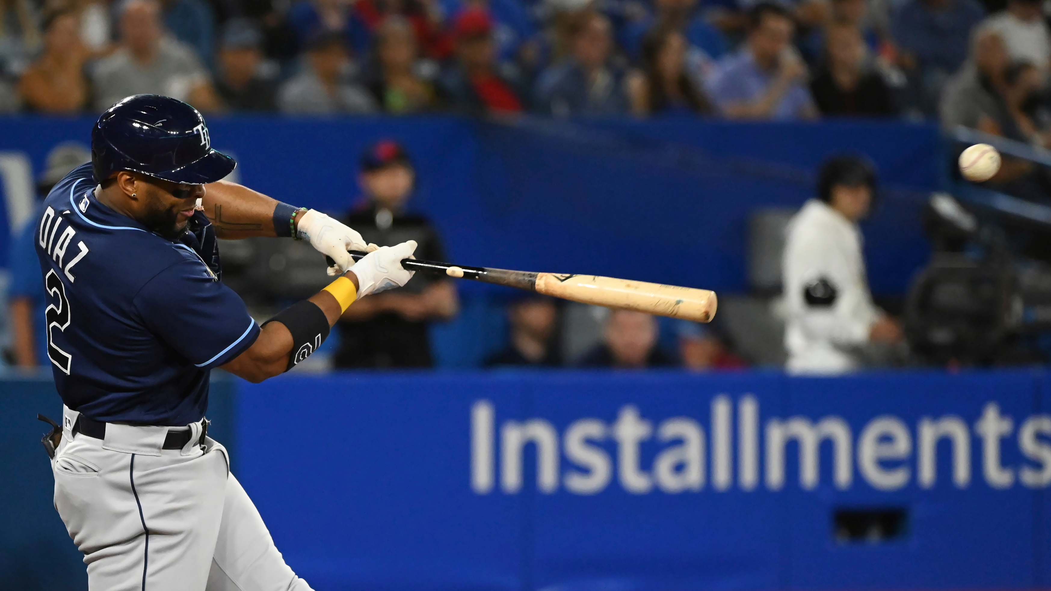 Whit Merrifield's big hit gives Blue Jays a split with Rays in