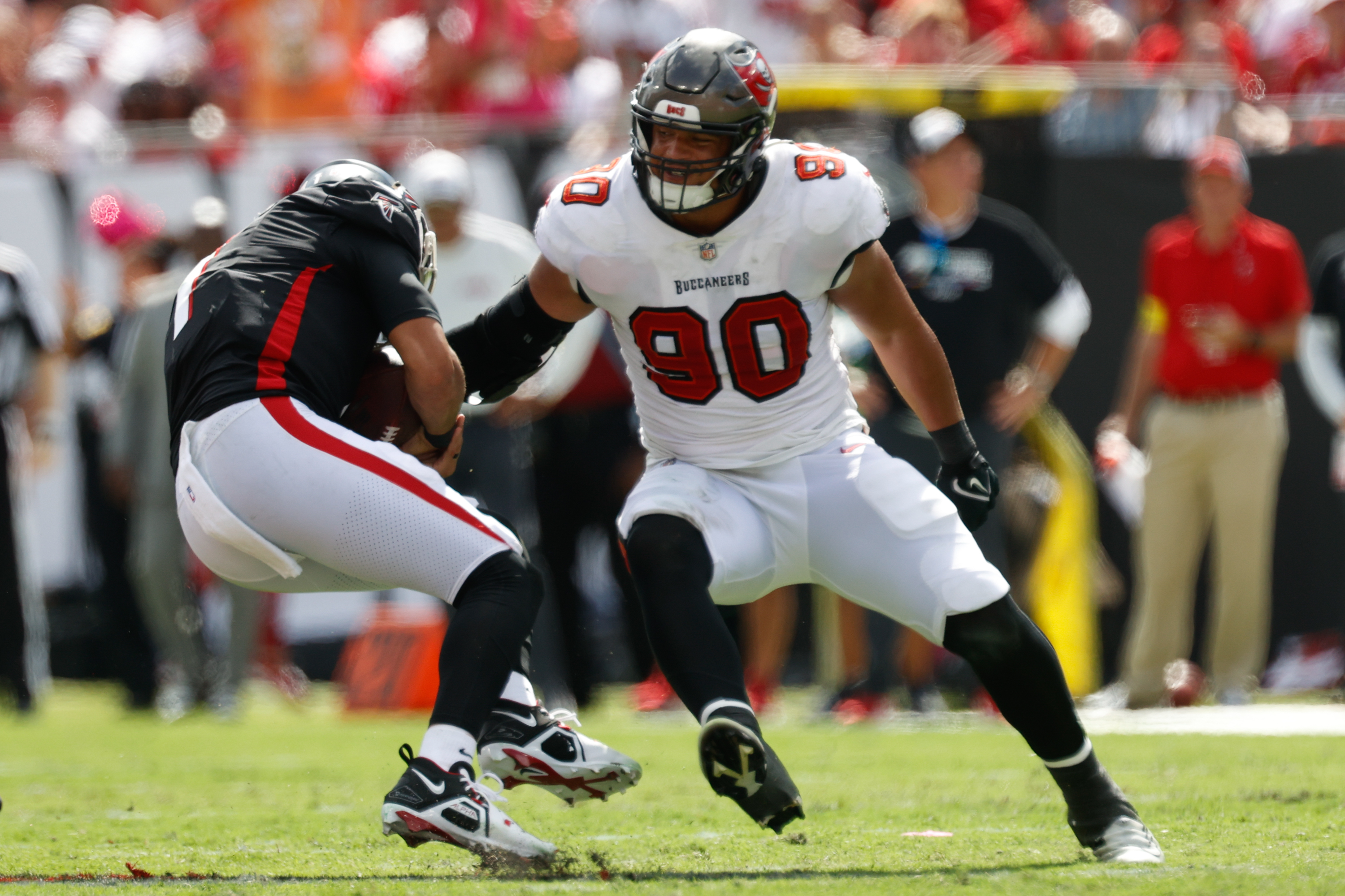 Luke Goedeke reflects on rookie NFL season with Tampa Bay Buccaneers