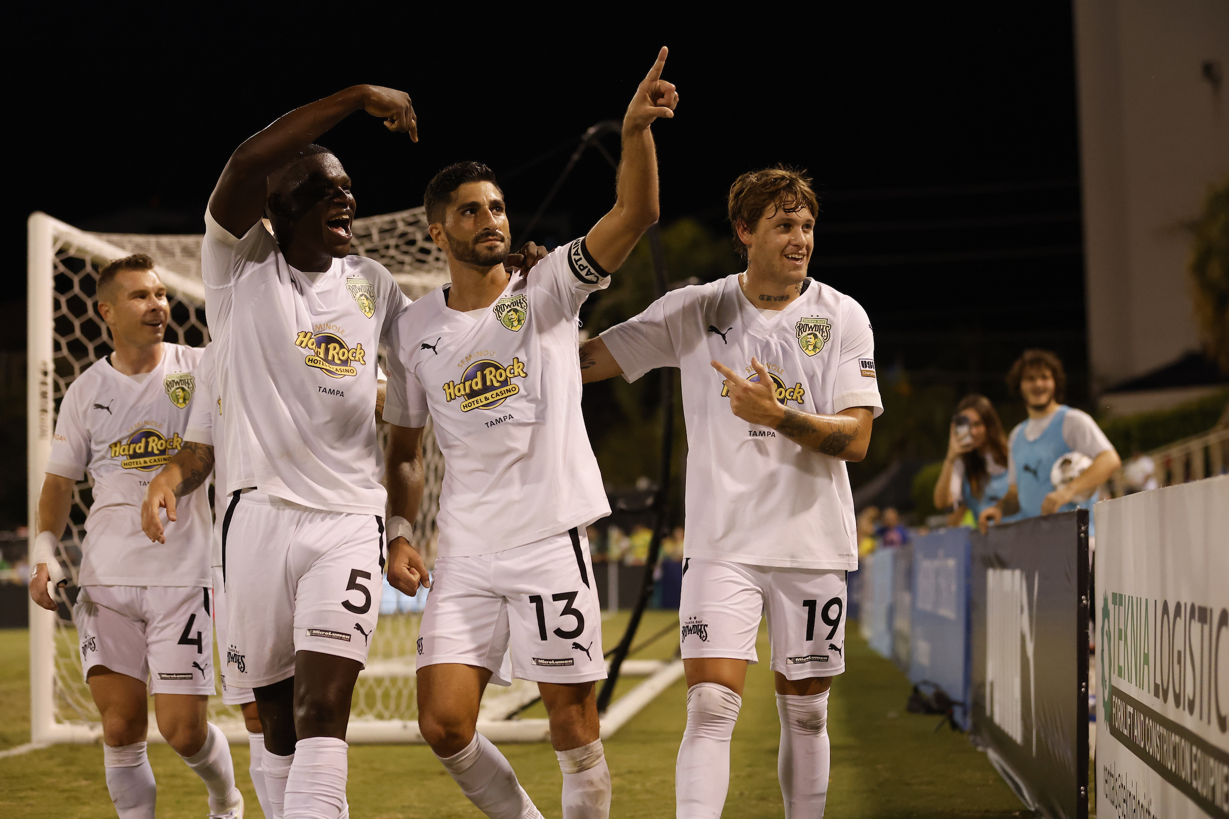 USF Men's Soccer plays Tampa Bay Rowdies