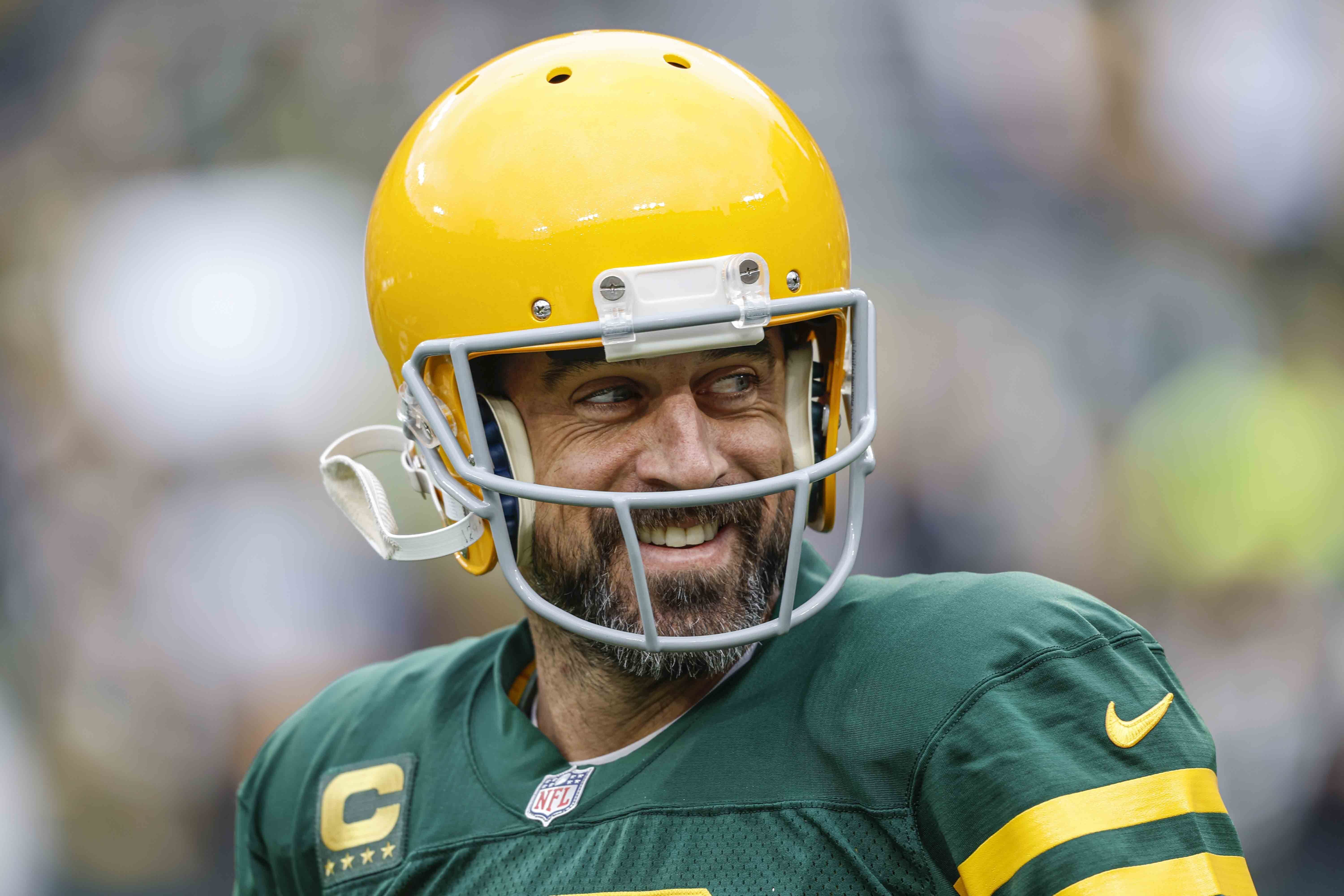 Aaron Rodgers trade to Jets complete as Packers QB makes awaited exit