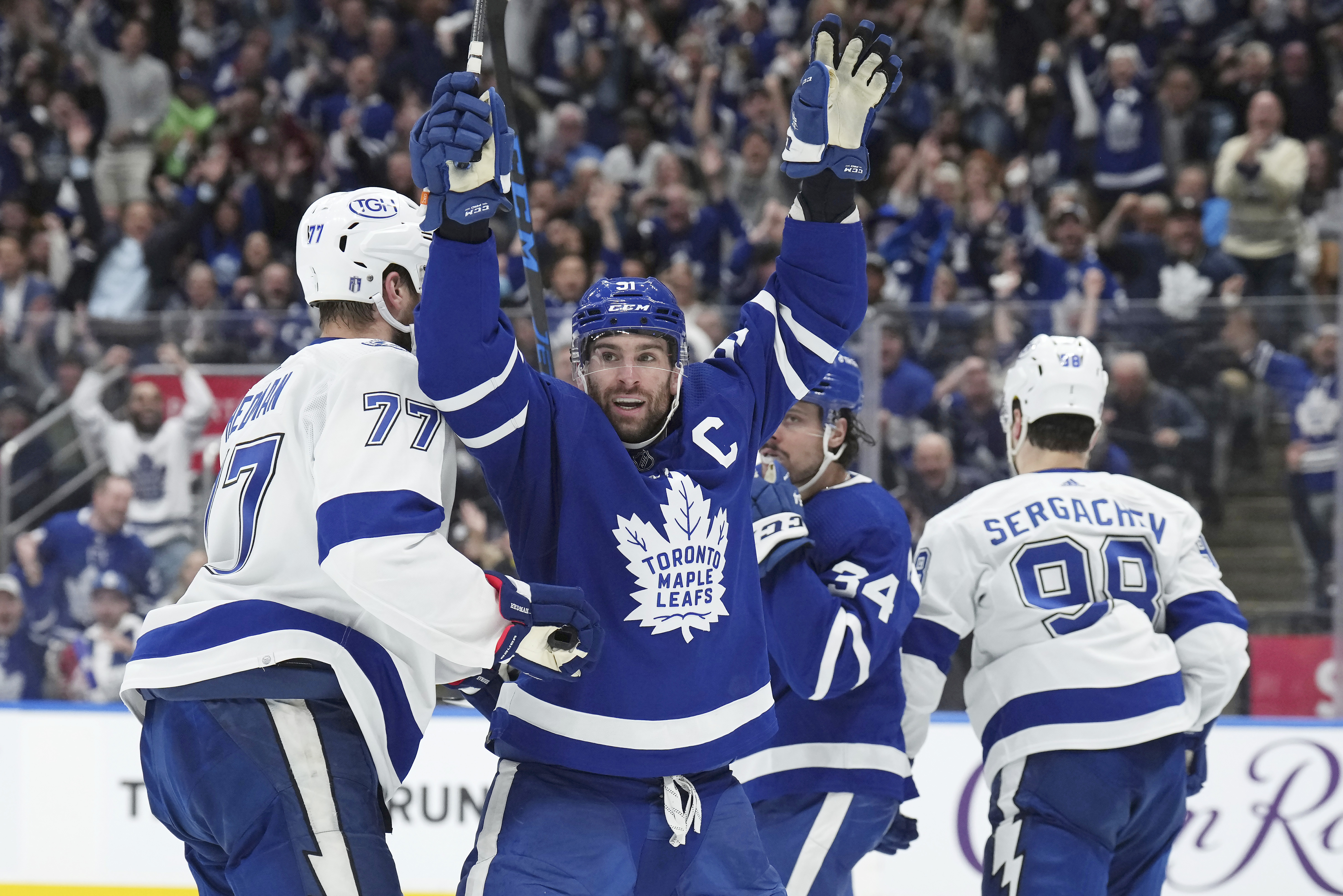 Giordano, Blackwell fit in, get to work immediately with new Maple Leafs  teammates