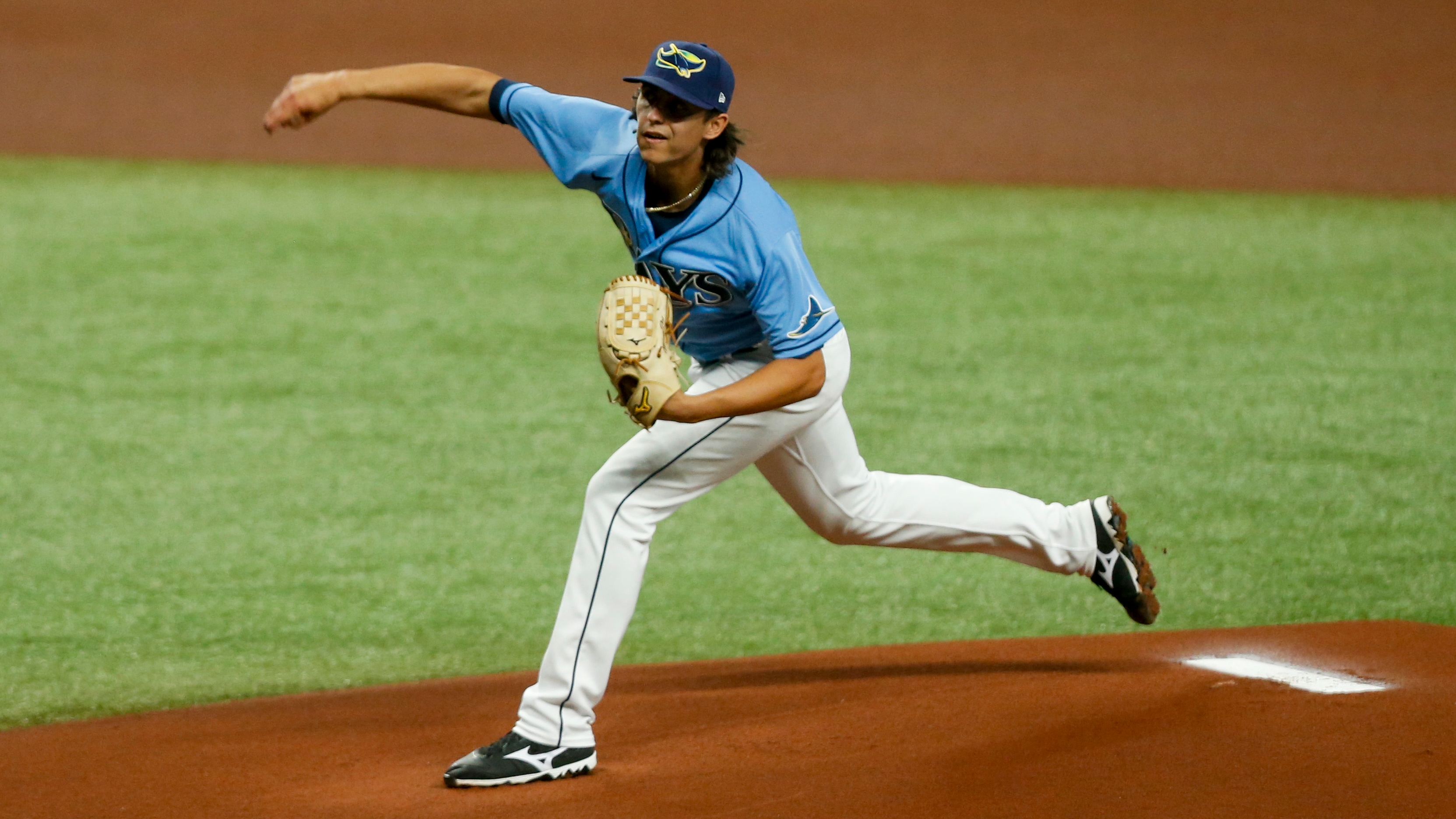 Clean-shaven Odor makes debut for Yankees against Rays