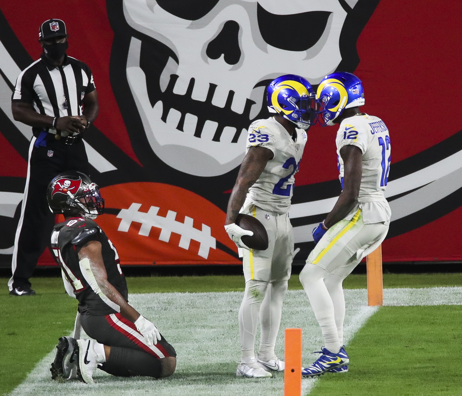 Rams Hold on to Defeat Bucs 30-27, in What Could be Tom Brady's