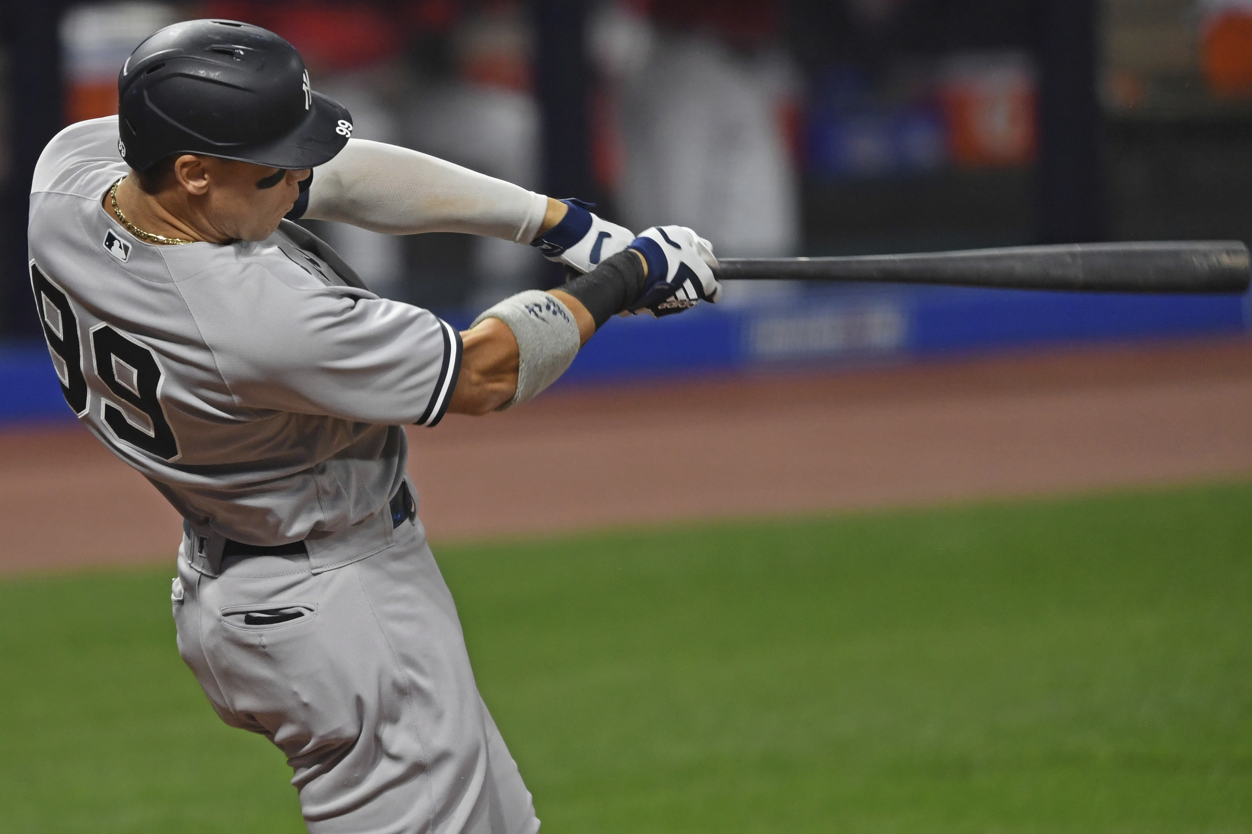 Yankees' Luke Voit finally breaks through in ALDS Game 4