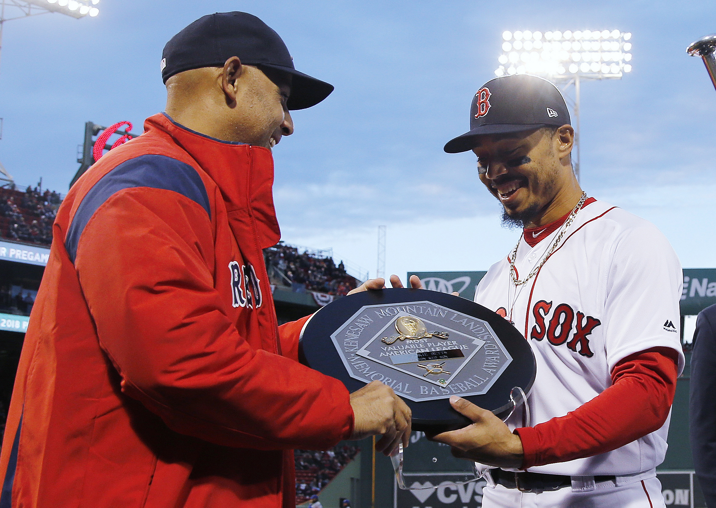 AL MVP: Red Sox's Mookie Betts wins award