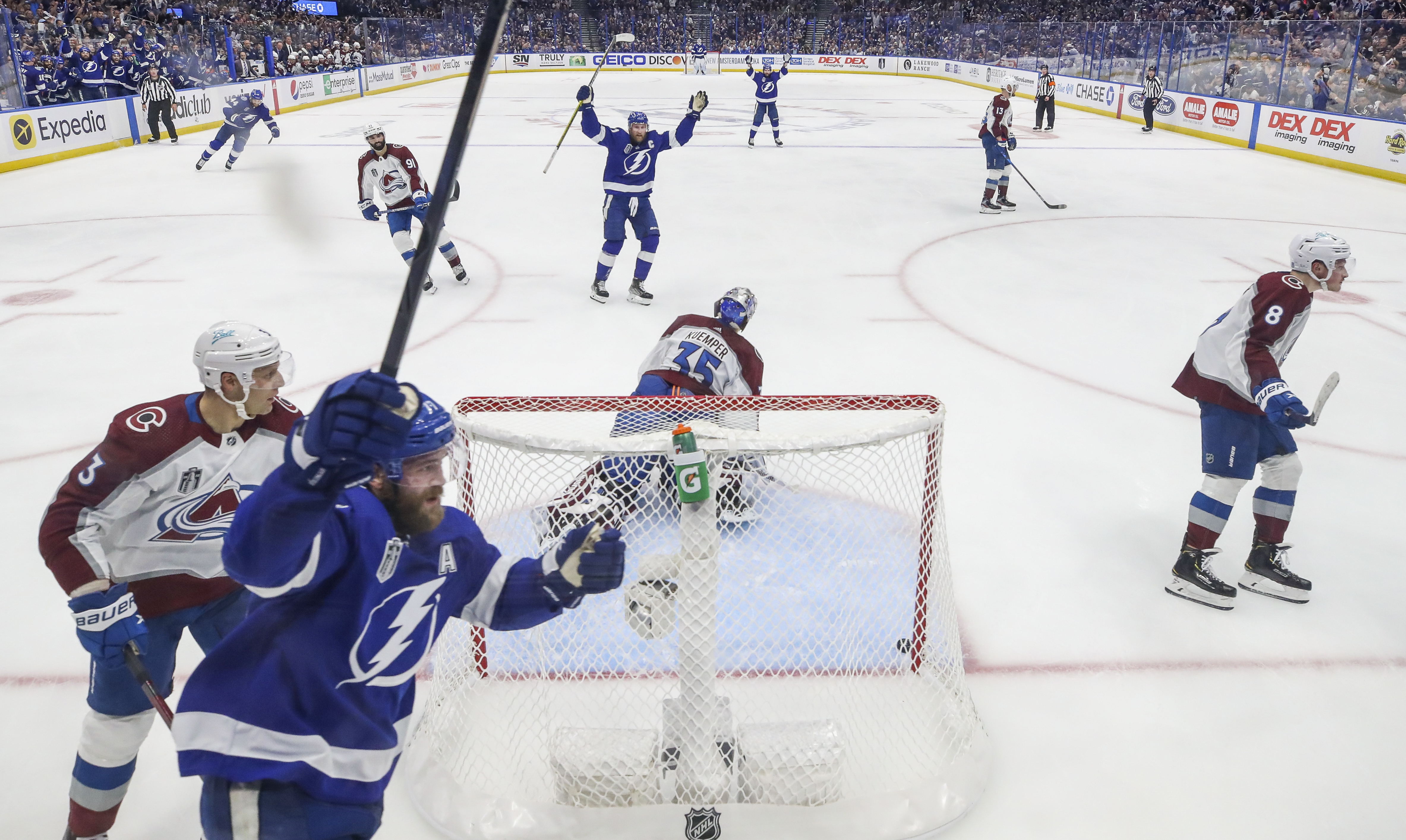 Avalanche-Lightning Game 4 quick hits: Nazem Kadri calls Tampa Bay ice  conditions “garbage, then promptly delivers game-winner