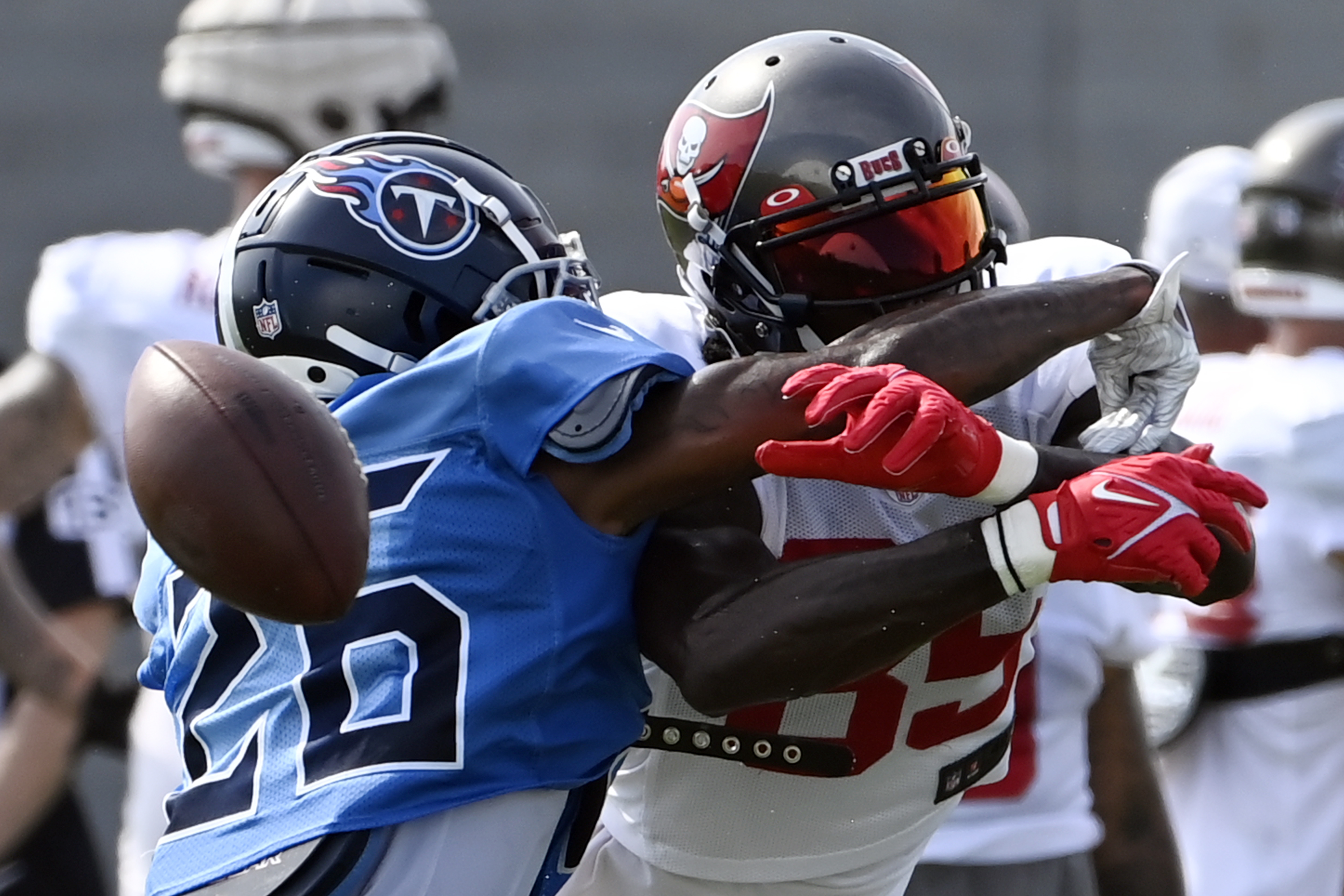 PHOTOS: Tennessee Titans joint practice with Tampa Bay Buccaneers Aug. 17