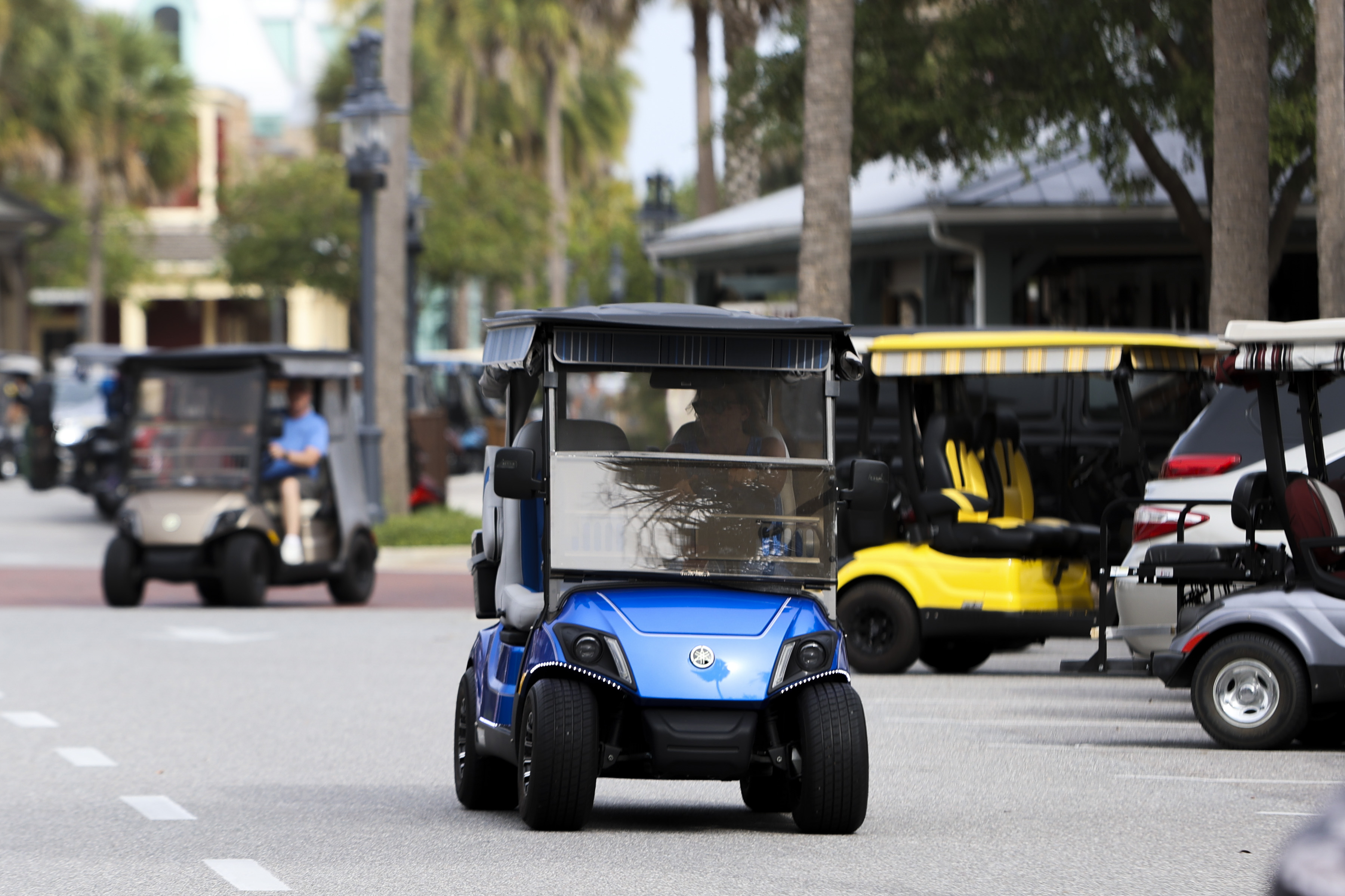 Do golf carts need license plates in Florida? Here's what to know.