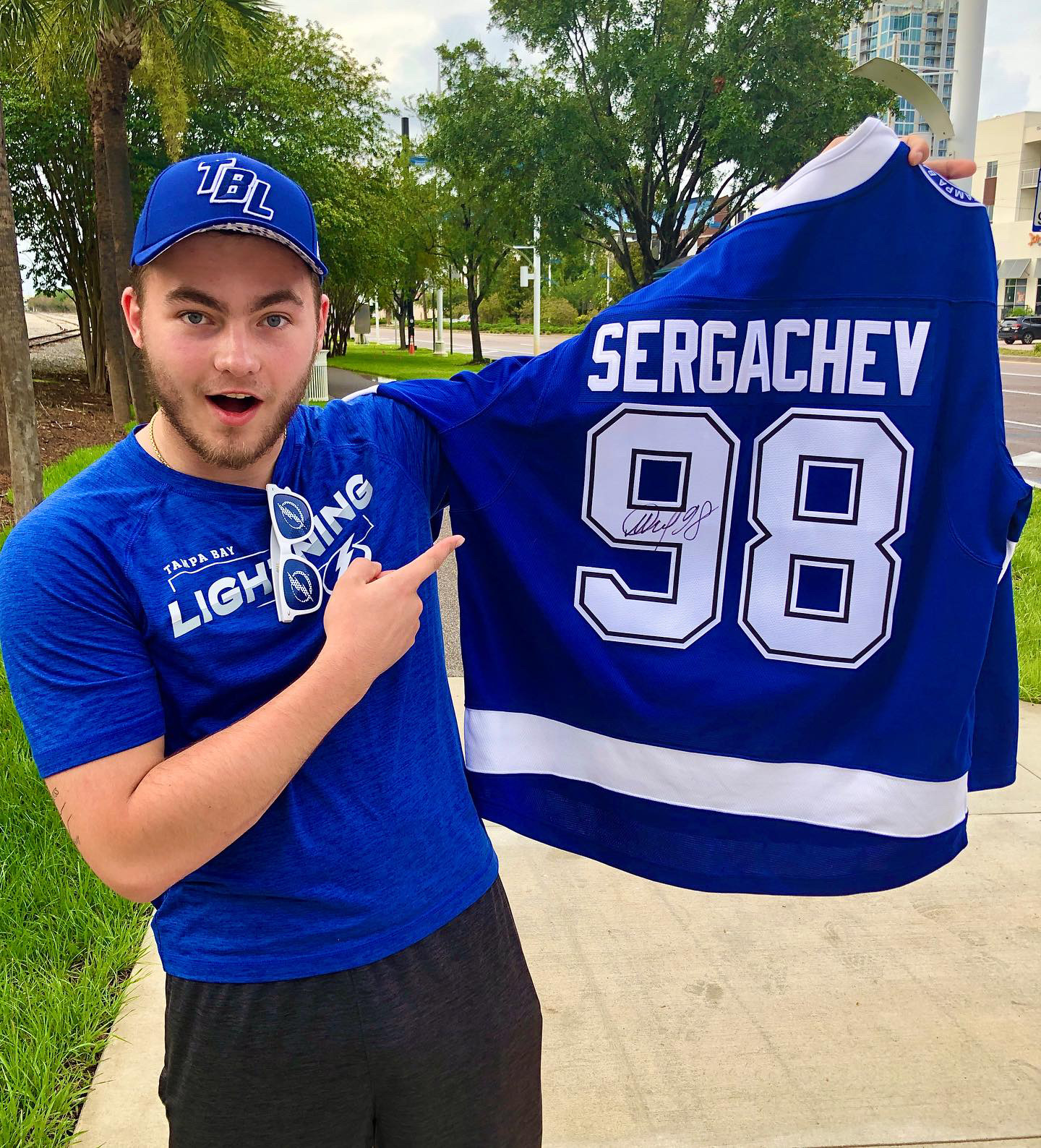 Mikhail Sergachev gives Lightning fan 'coolest moment of my life'
