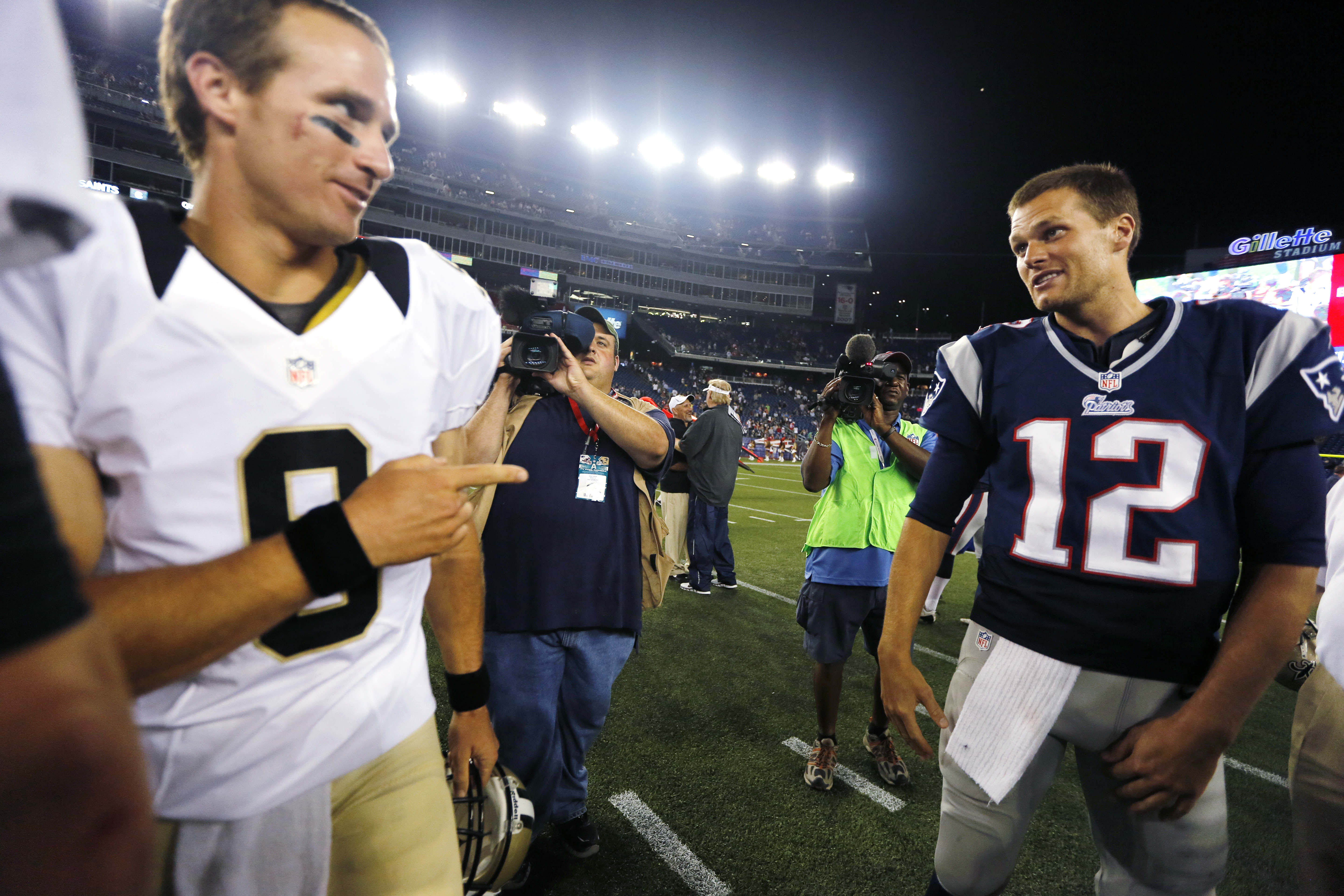 Drew Brees, Tom Brady provide historic backdrop to Saints and