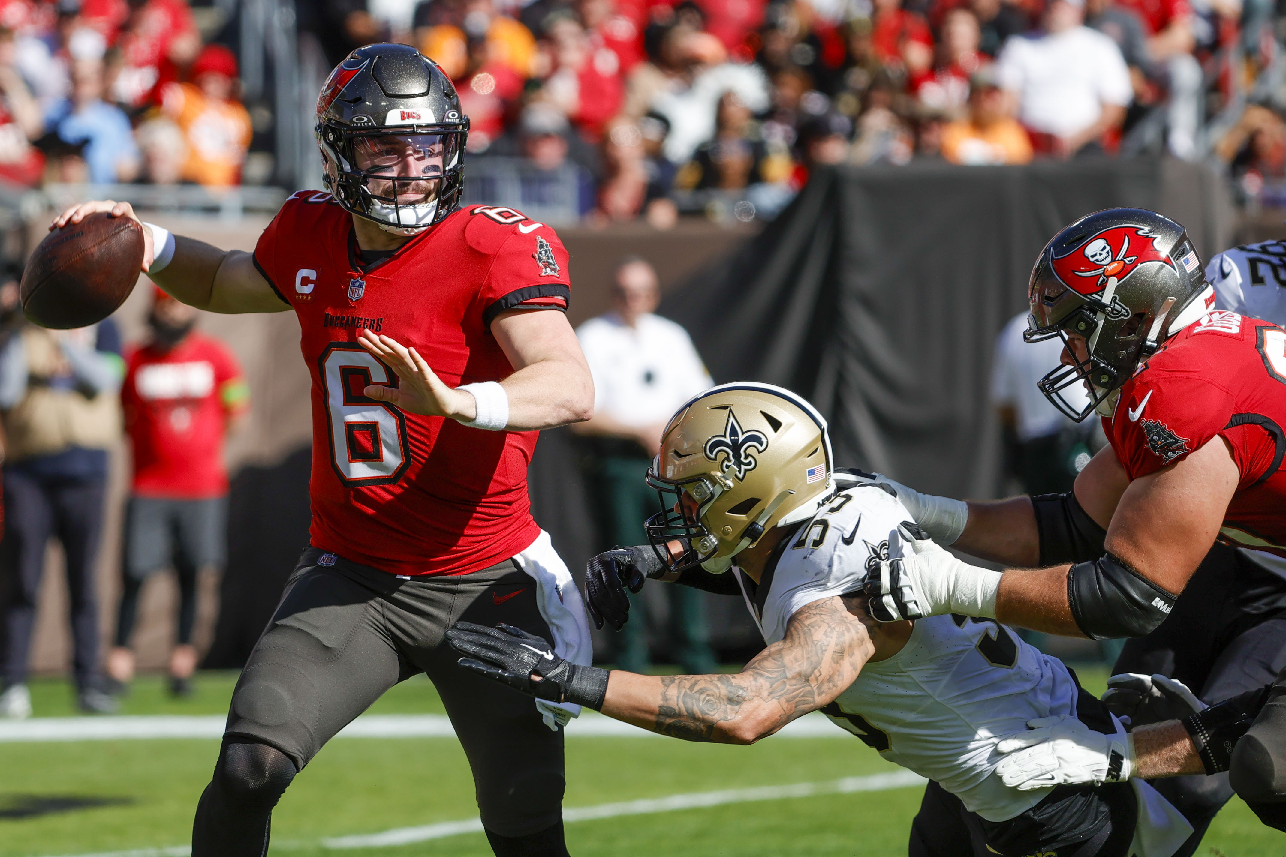 Baker Mayfield vows to play through pain of sore ribs against Panthers