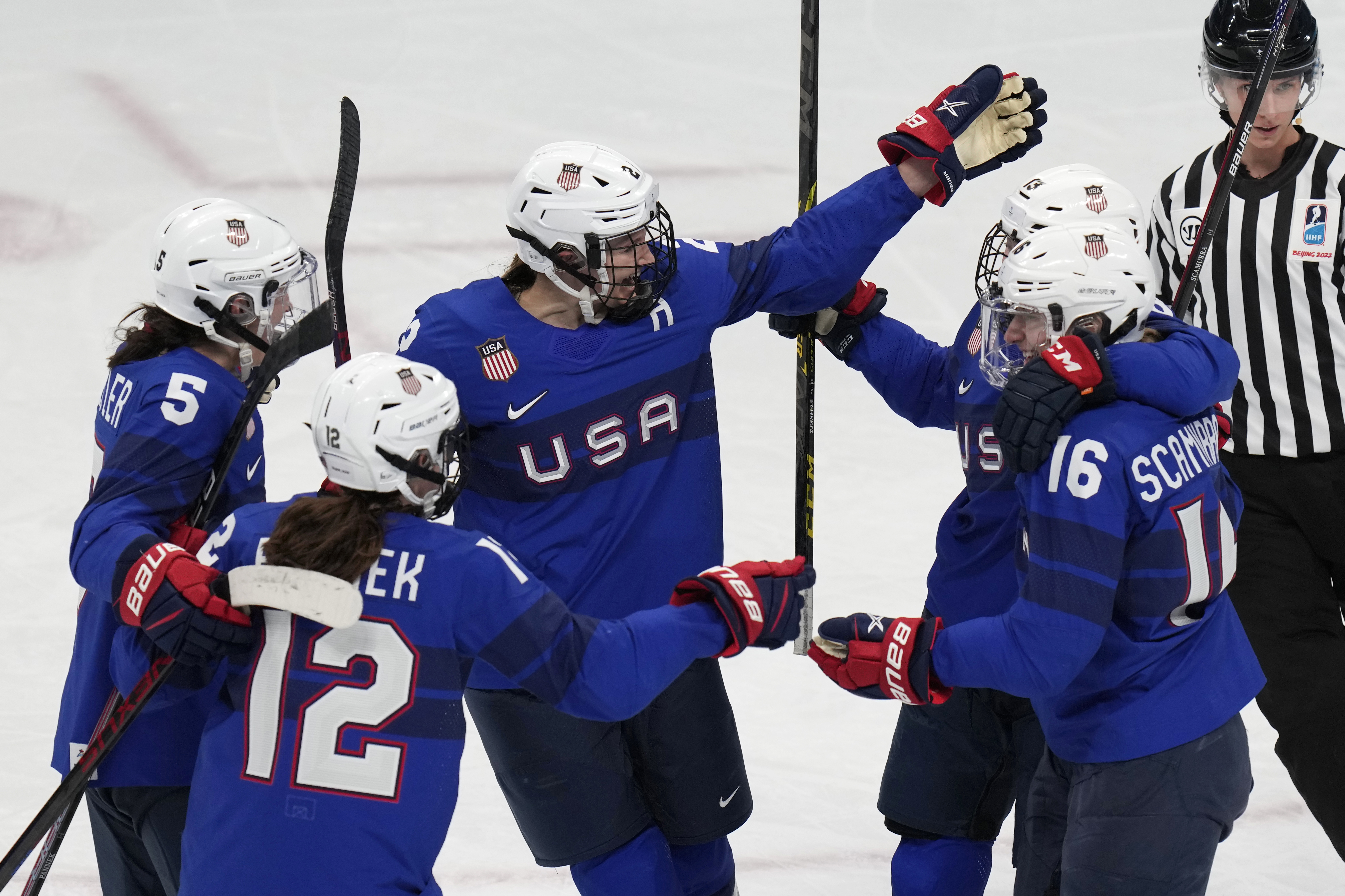 USA upset defending champions Finland to open men's ice hockey
