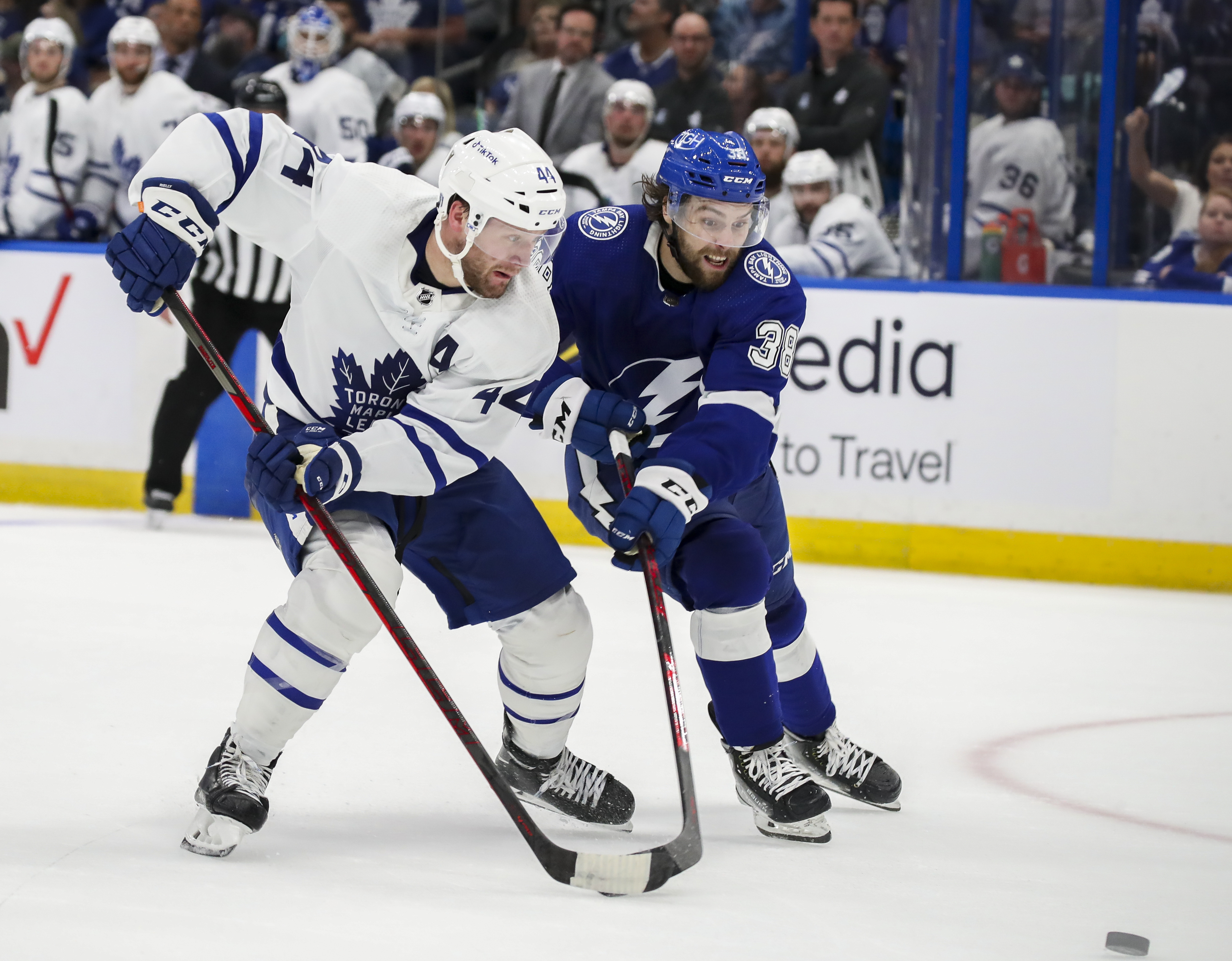 How to Watch the Maple Leafs vs. Lightning Game: Streaming & TV Info - NHL  Playoffs First Round Game 2