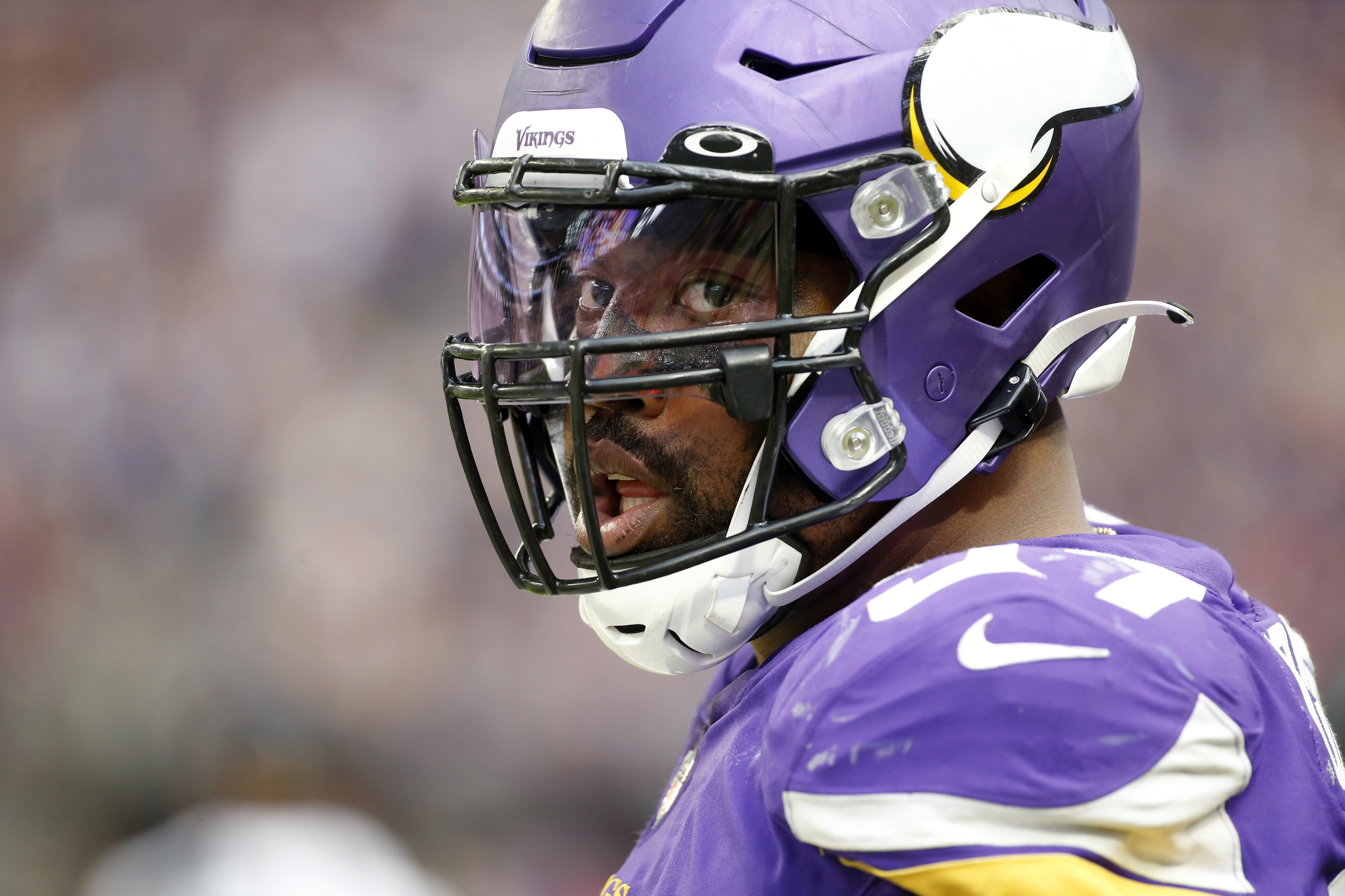 Vikings praise police for peaceful ending to Everson Griffen crisis