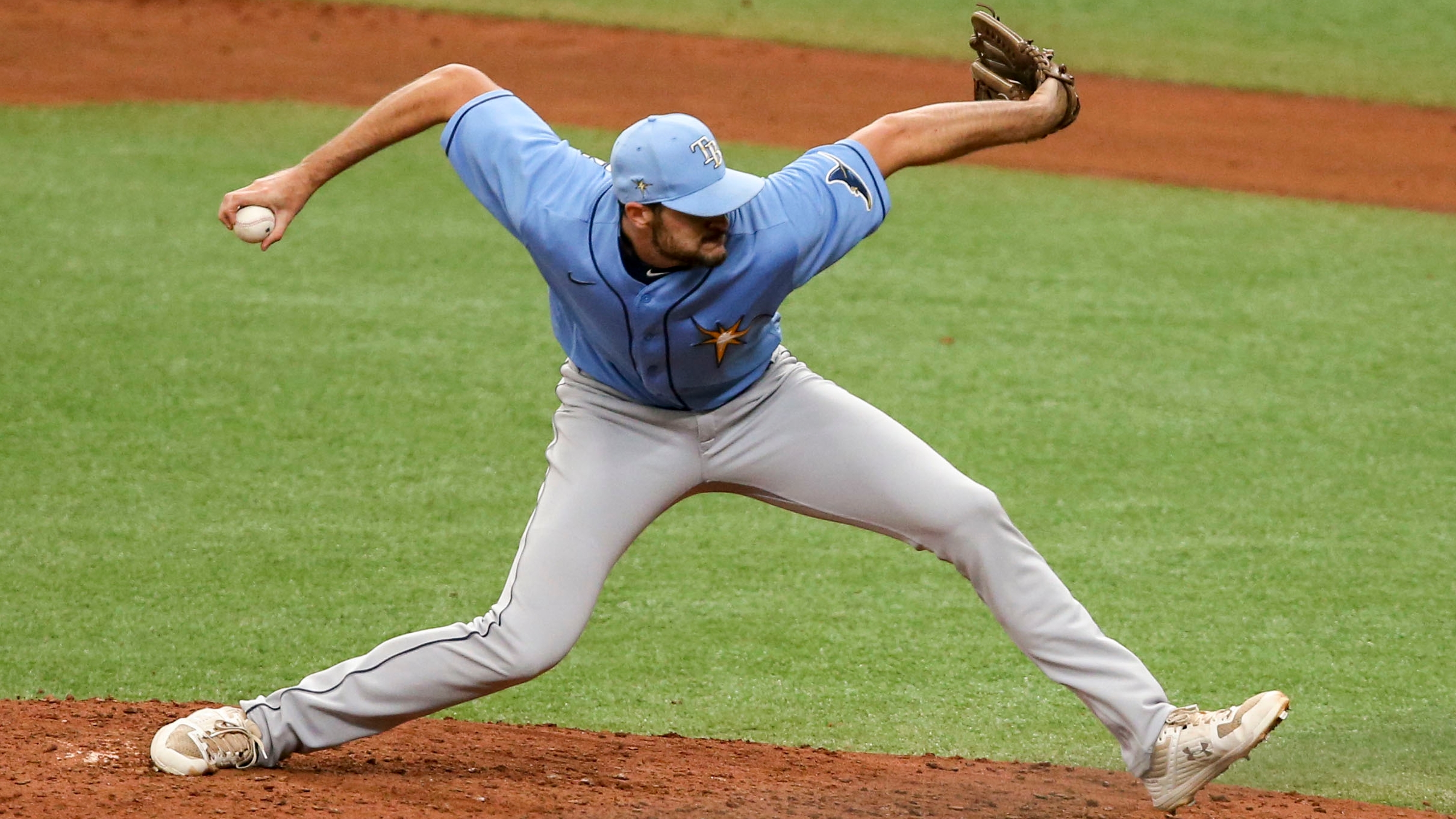 Rays' Ryan Thompson testing limits of pitch clock rules